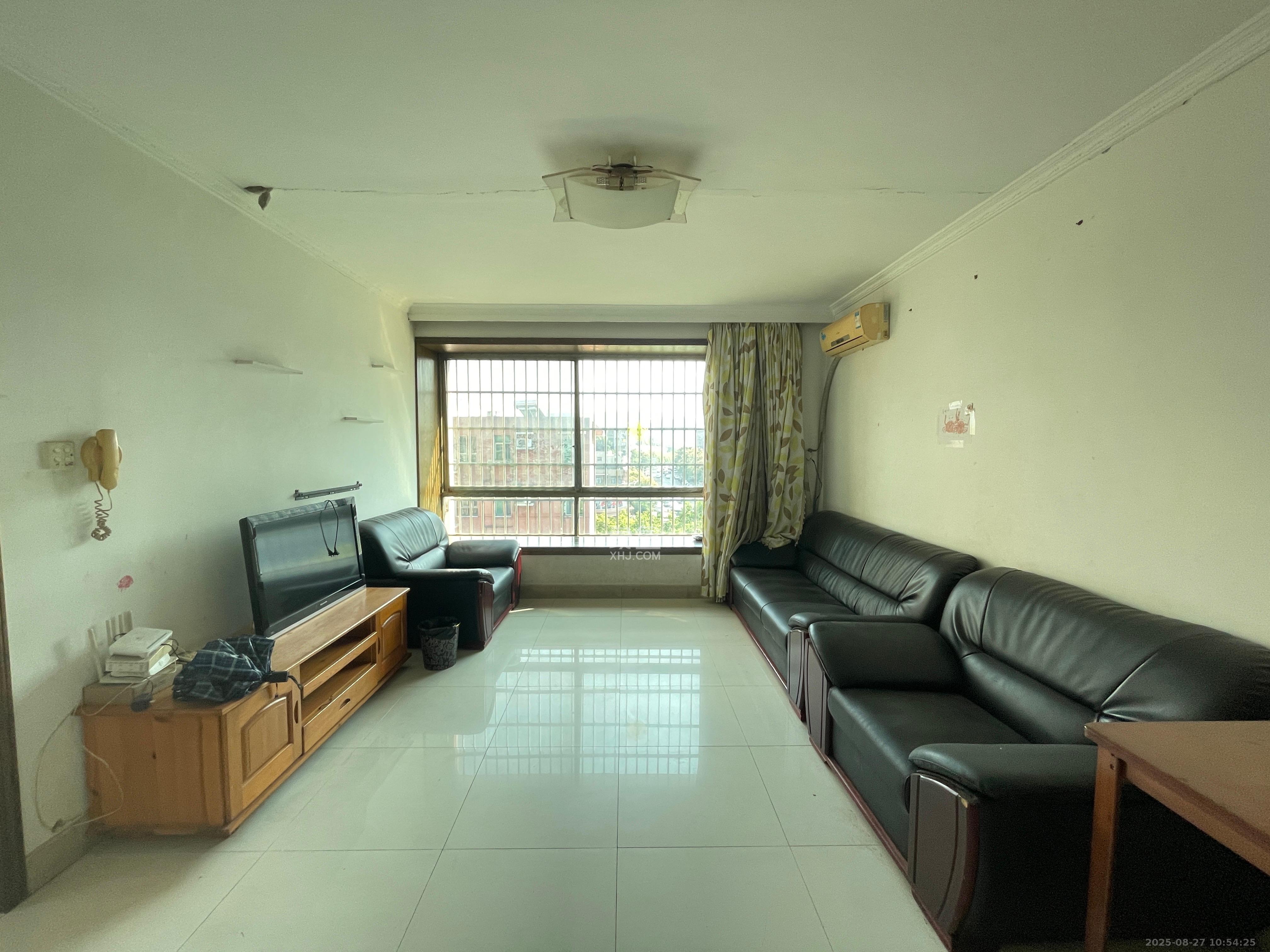 阳明山庄  3室2厅1卫    1800.0元/月 阳明山庄  3室2厅1卫    1800.0元/月室内图