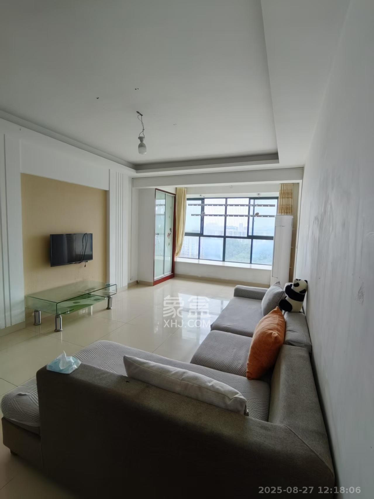 珠江东方明珠（新地东方明珠）三期  3室2厅1卫    1600.0元/月室内图