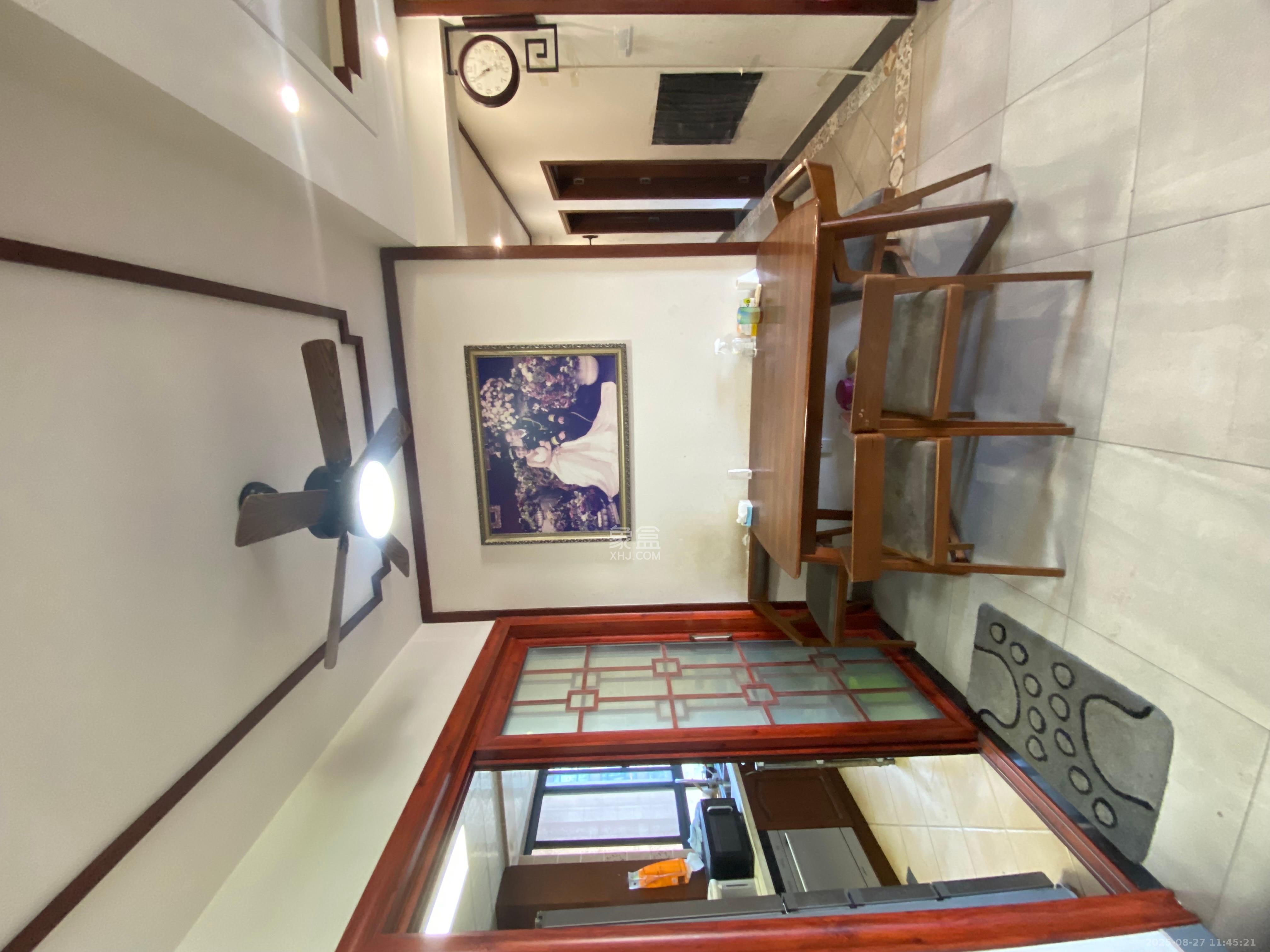 塞纳公馆  3室2厅2卫    2500.0元/月 塞纳公馆  3室2厅2卫    2500.0元/月室内图