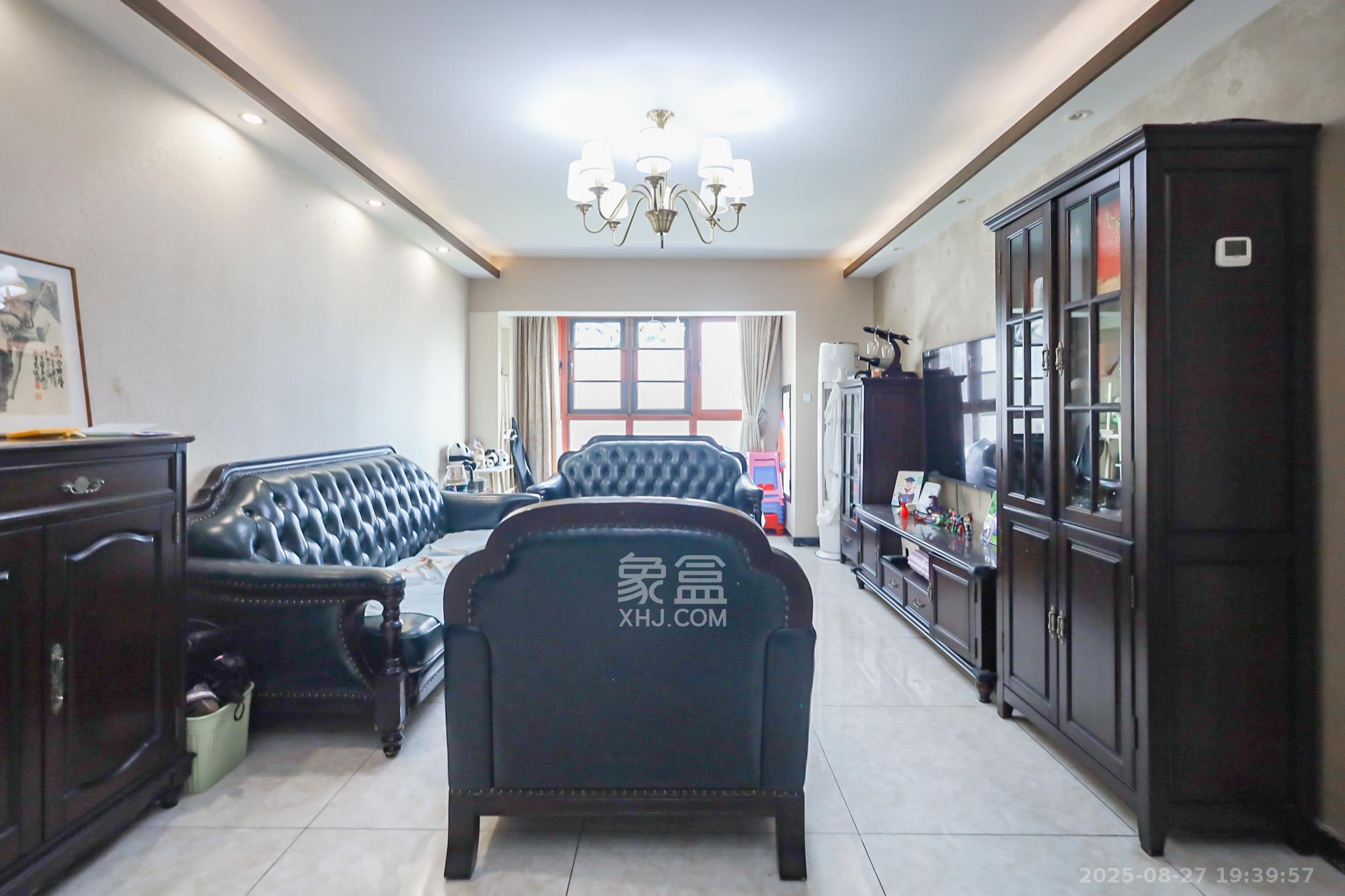 绿地中央广场  3室2厅1卫    145.0万 绿地中央广场  3室2厅1卫    145.0万其他