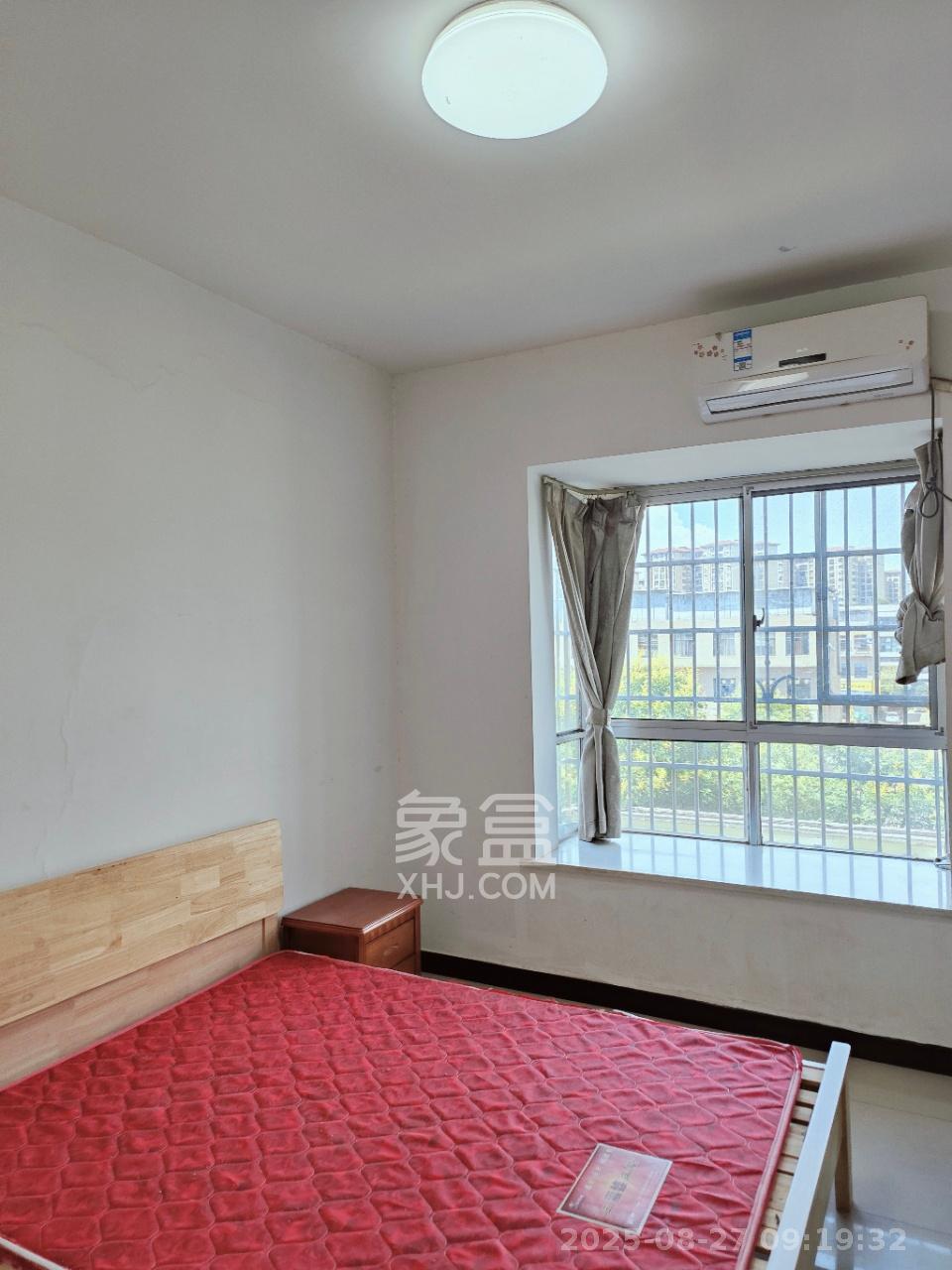 先锋新宇  3室2厅2卫    2100.0元/月室内图