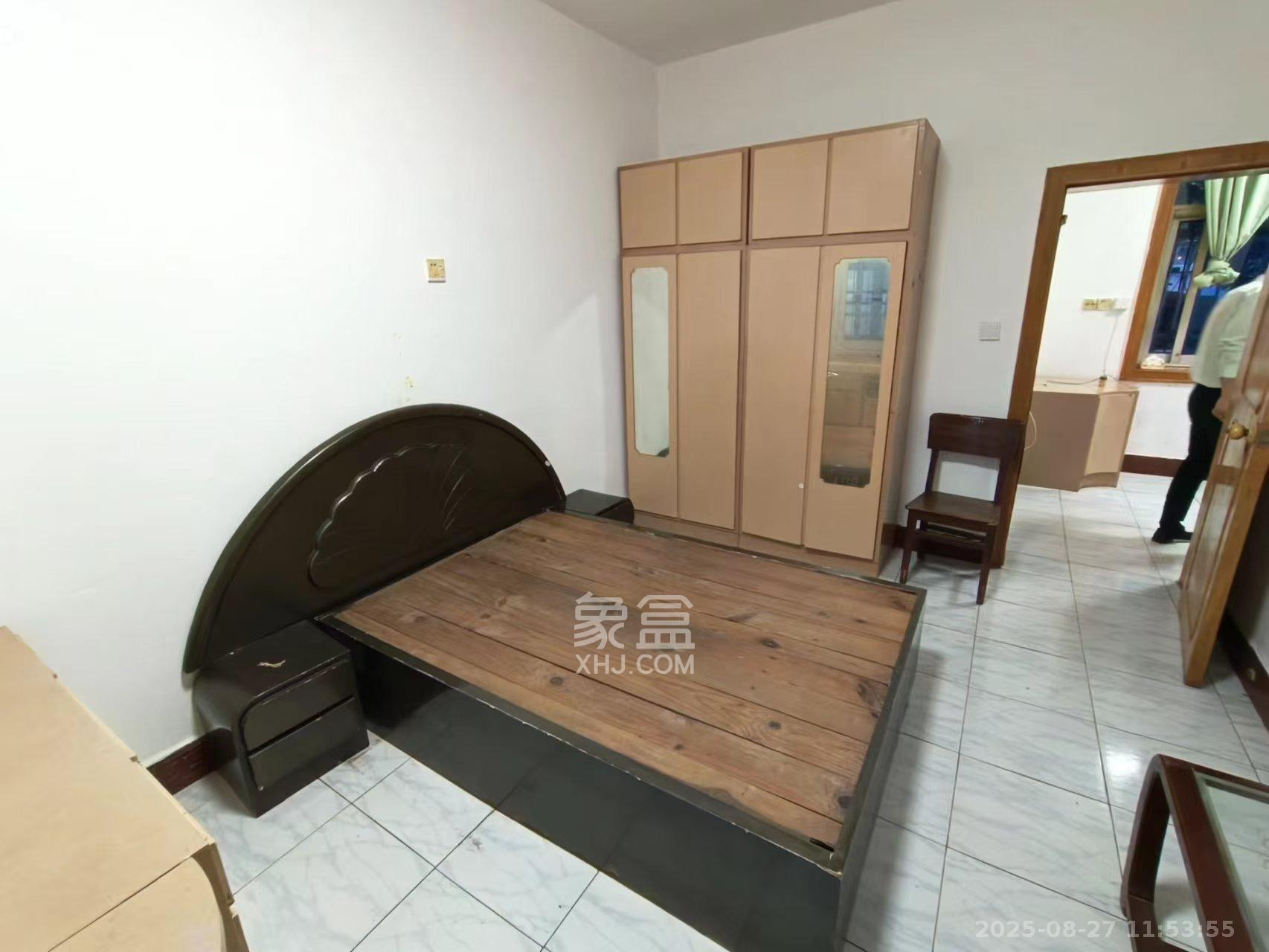 水泵厂宿舍 2室1厅1卫 1200.0元/月 水泵厂宿舍 2室1厅1卫 1200.0元/月室内图