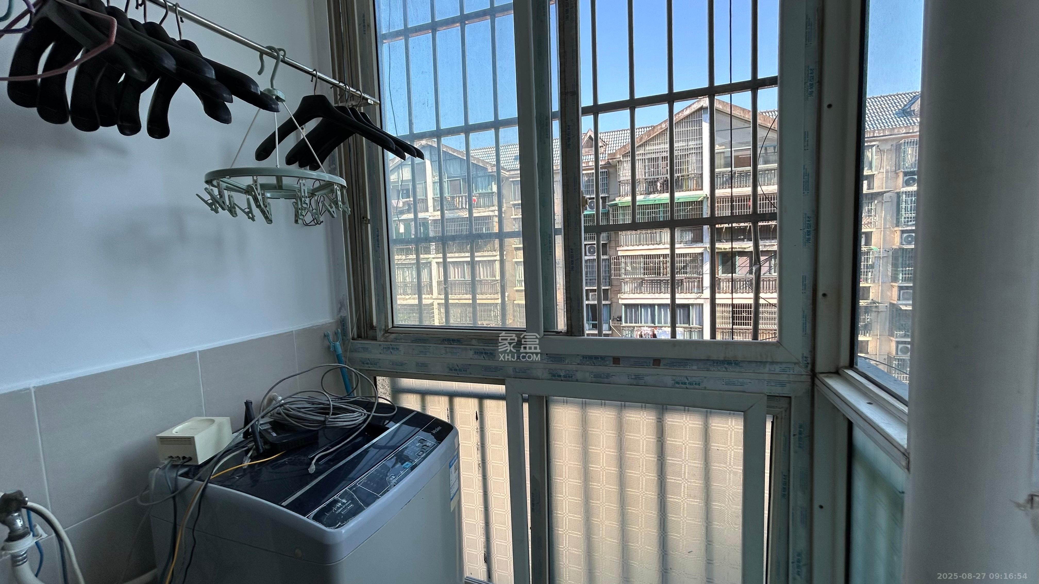 金帆江滨玫瑰园 2室1厅1卫 1500.0元/月 金帆江滨玫瑰园 2室1厅1卫 1500.0元/月室内图