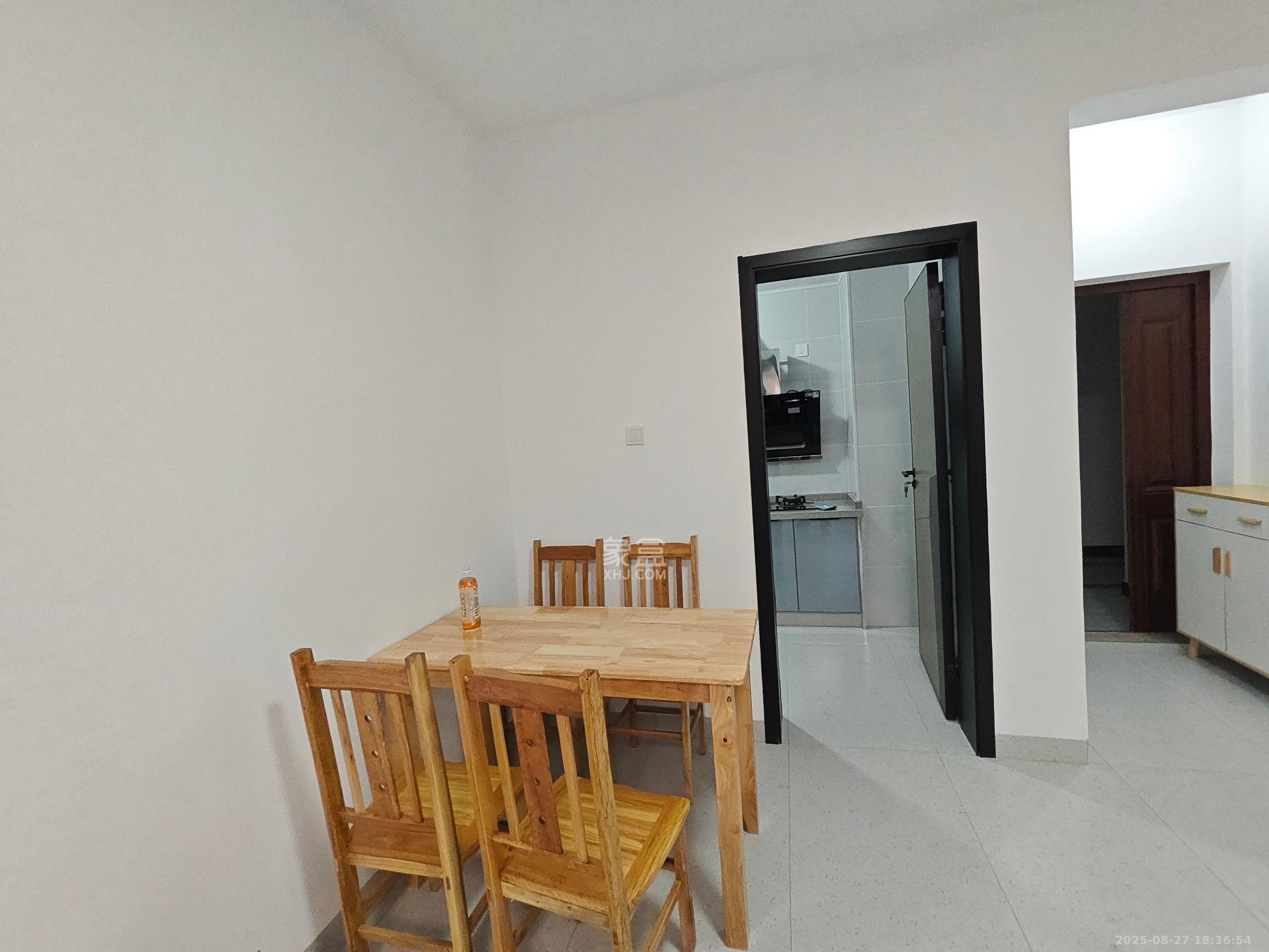 先锋新宇  2室1厅1卫    1800.0元/月 先锋新宇  2室1厅1卫    1800.0元/月室内图