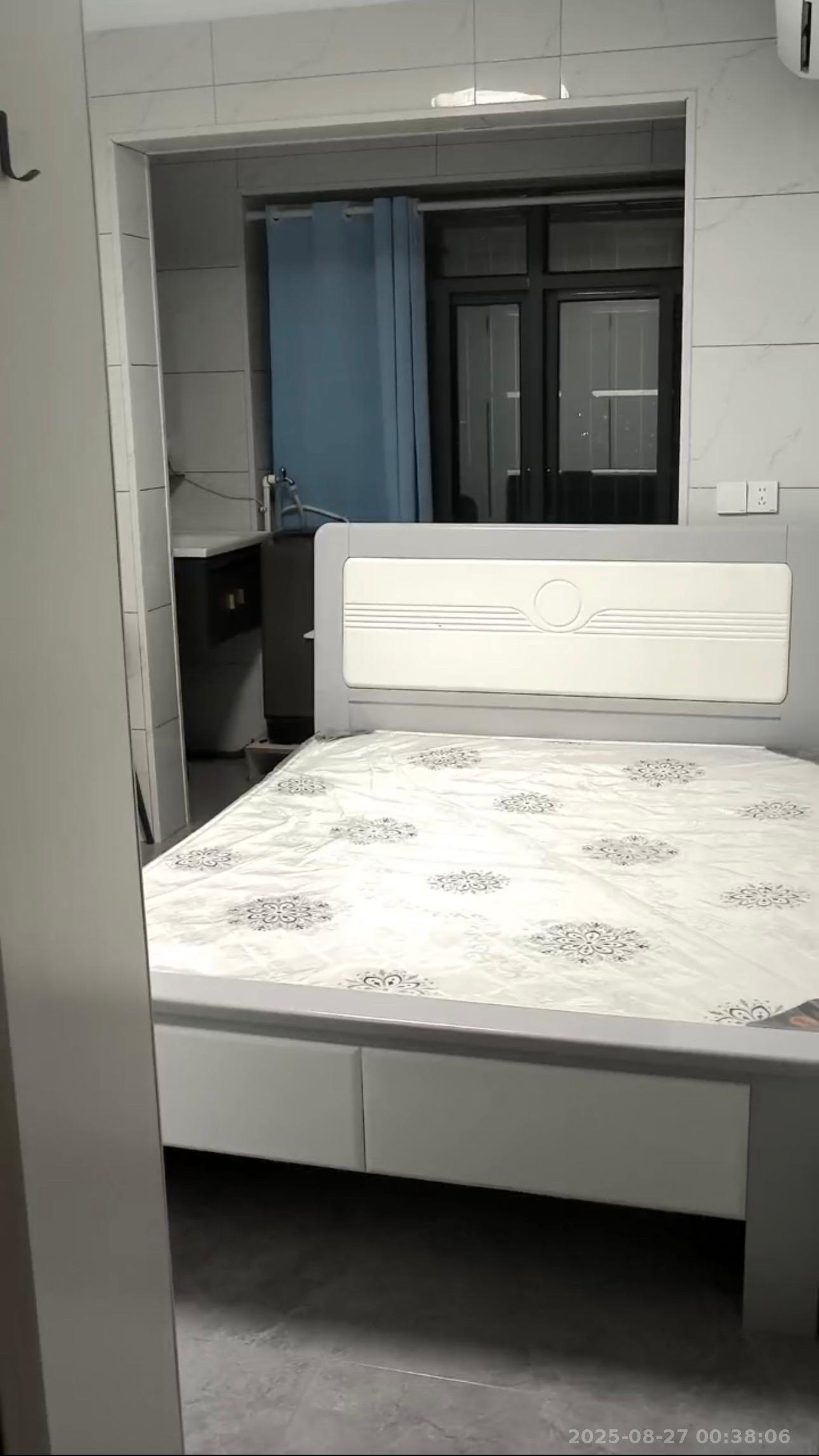 真人桥家园二期 1室0厅0卫 1300.0元/月 真人桥家园二期 1室0厅0卫 1300.0元/月室内图