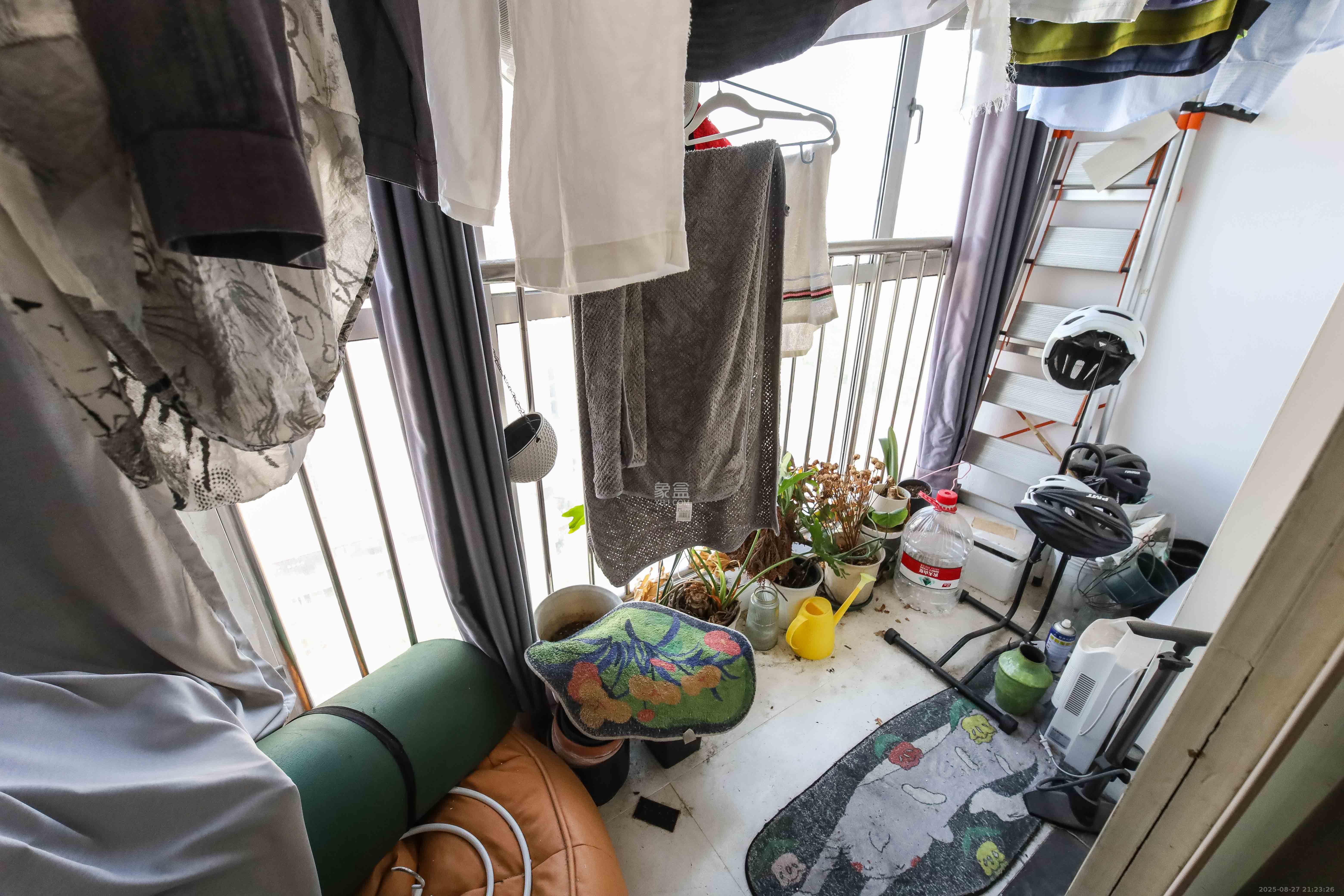左岸右岸  1室1厅1卫   36.80万阳台