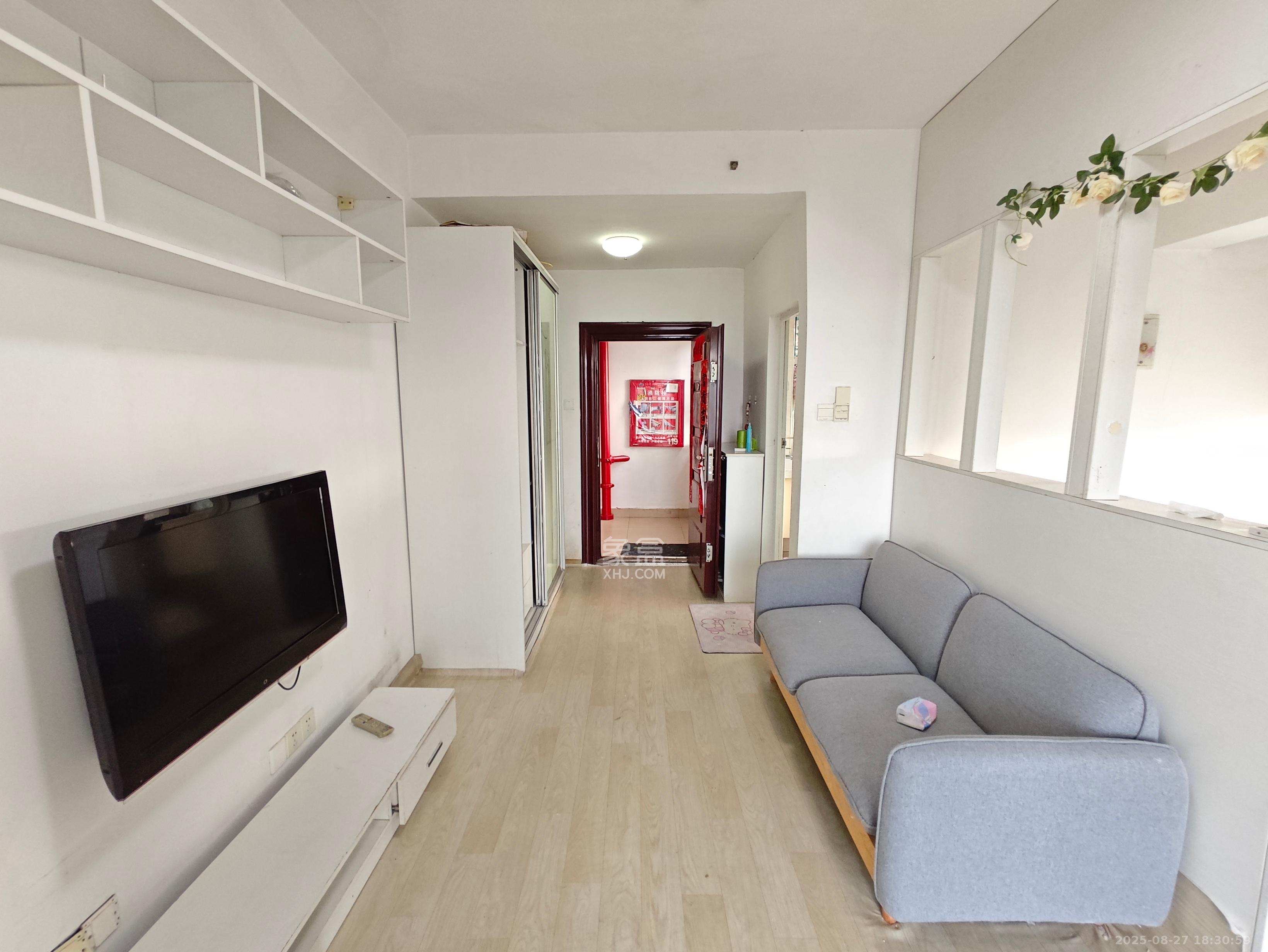 观湖公寓 1室1厅1卫 1600.0元/月 观湖公寓 1室1厅1卫 1600.0元/月室内图