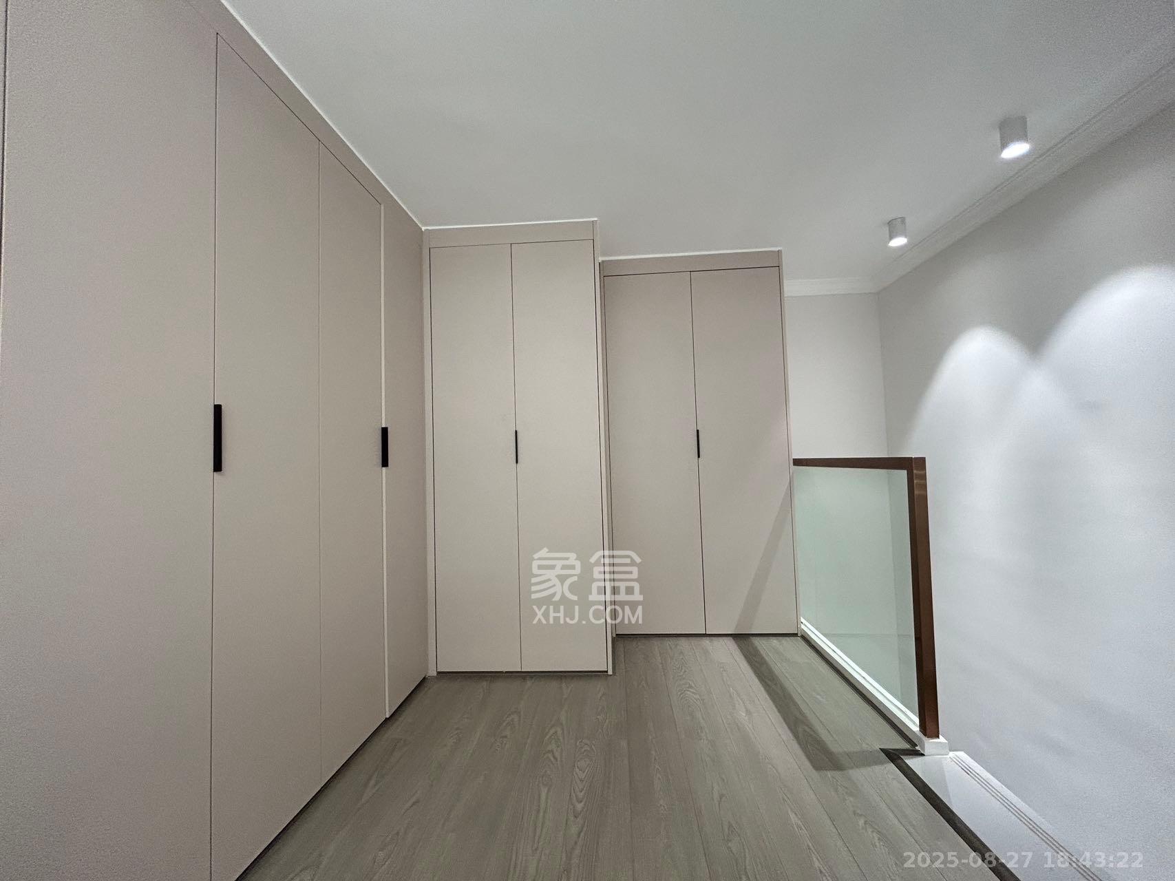 时代MOMA云PARK  1室1厅1卫   2400.00元/月室内图