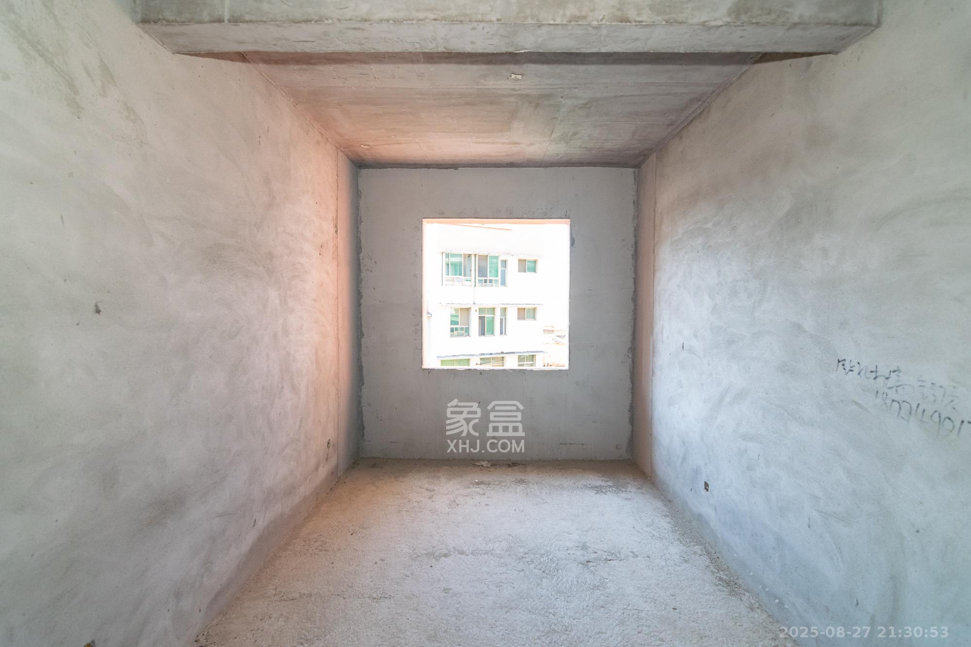 熙庭原著(房聚云台府) 5室2厅3卫 113.8万 熙庭原著(房聚云台府) 5室2厅3卫 113.8万卧室