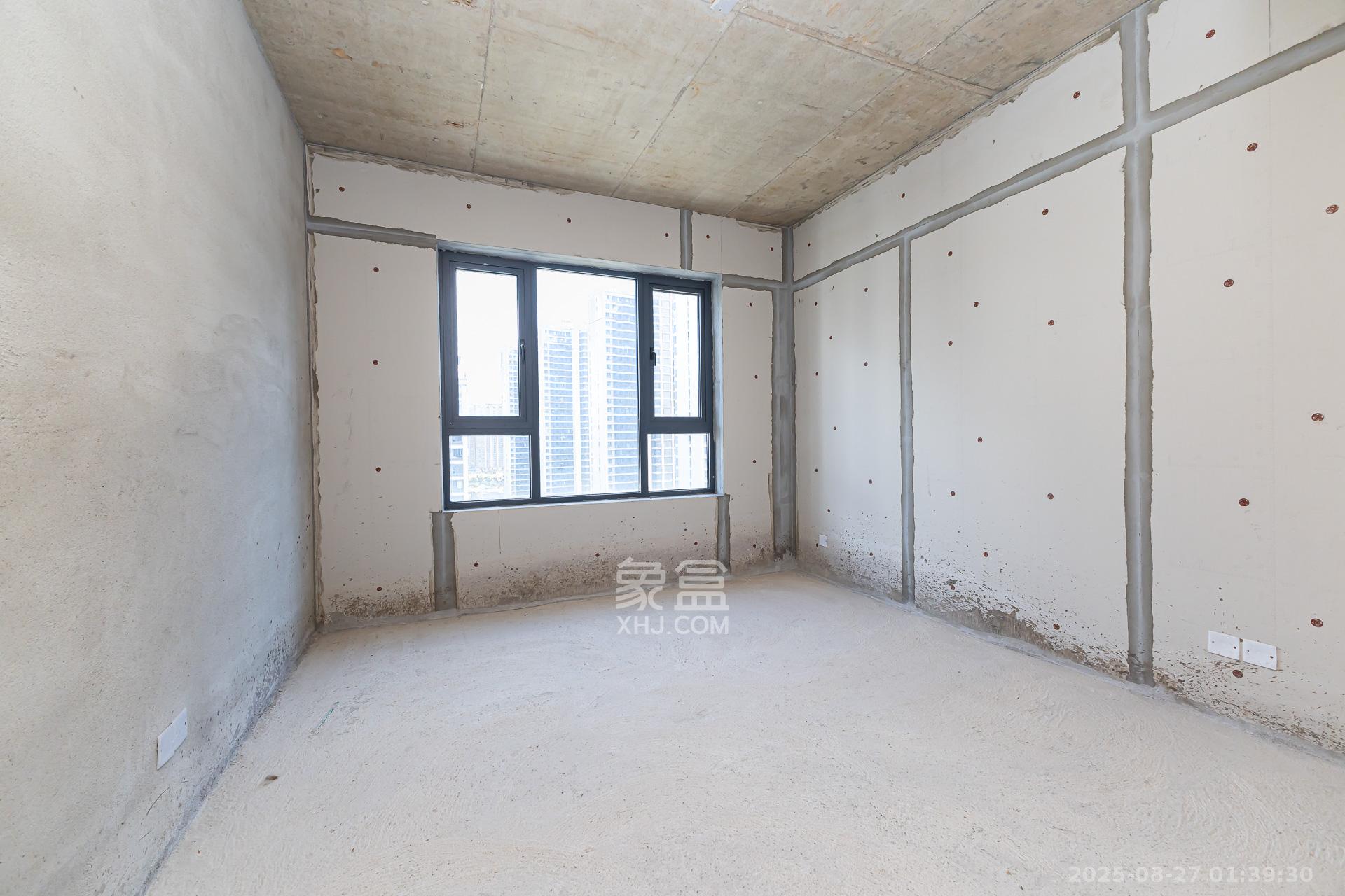 滨江学府  4室2厅2卫    135.0万 滨江学府  4室2厅2卫    135.0万卧室