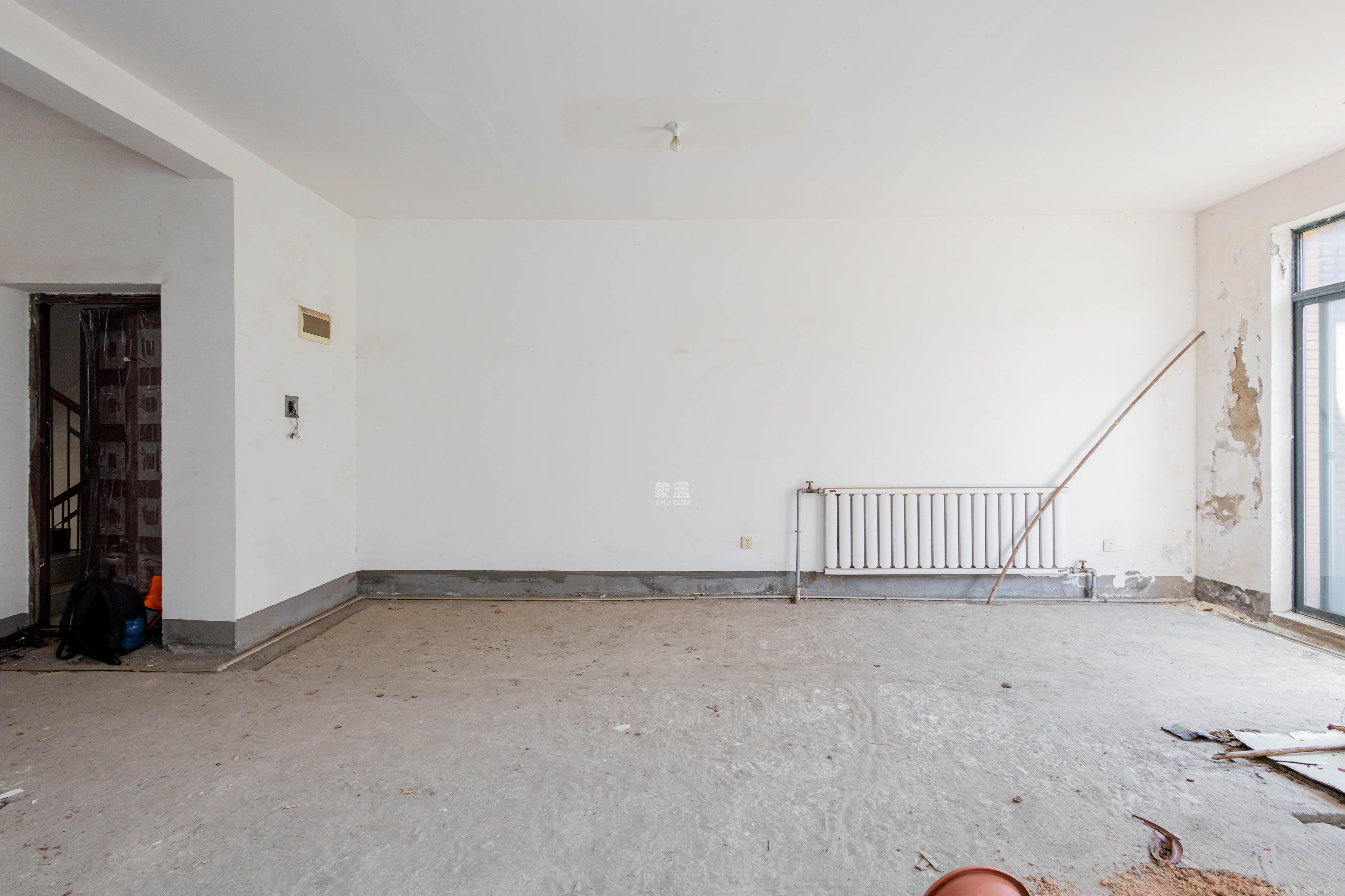 东业早安星城 3室2厅2卫 59.8万 东业早安星城 3室2厅2卫 59.8万客厅