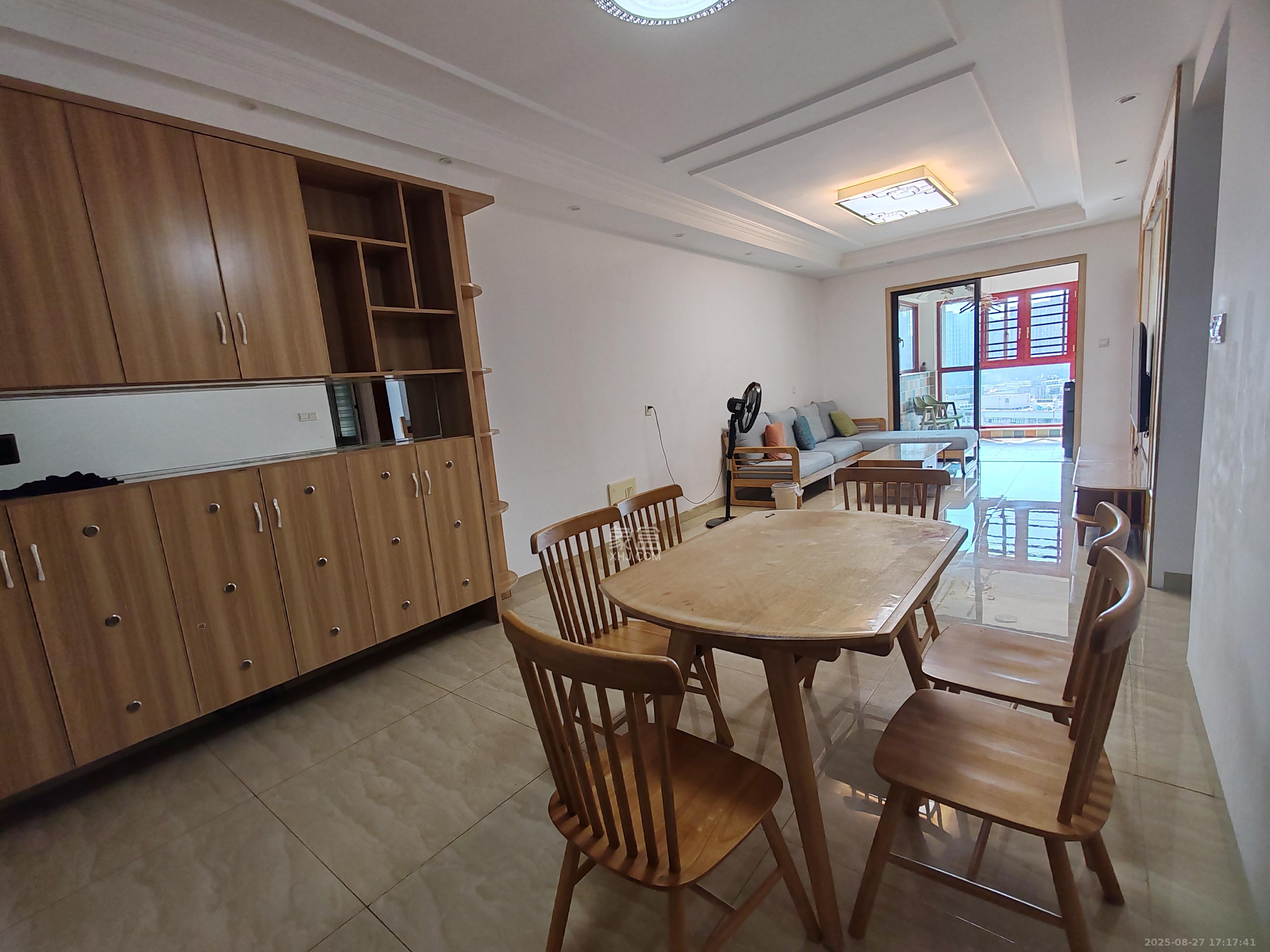 汇金城/嘉华城二期 3室2厅2卫 2900.0元/月 汇金城/嘉华城二期 3室2厅2卫 2900.0元/月室内图