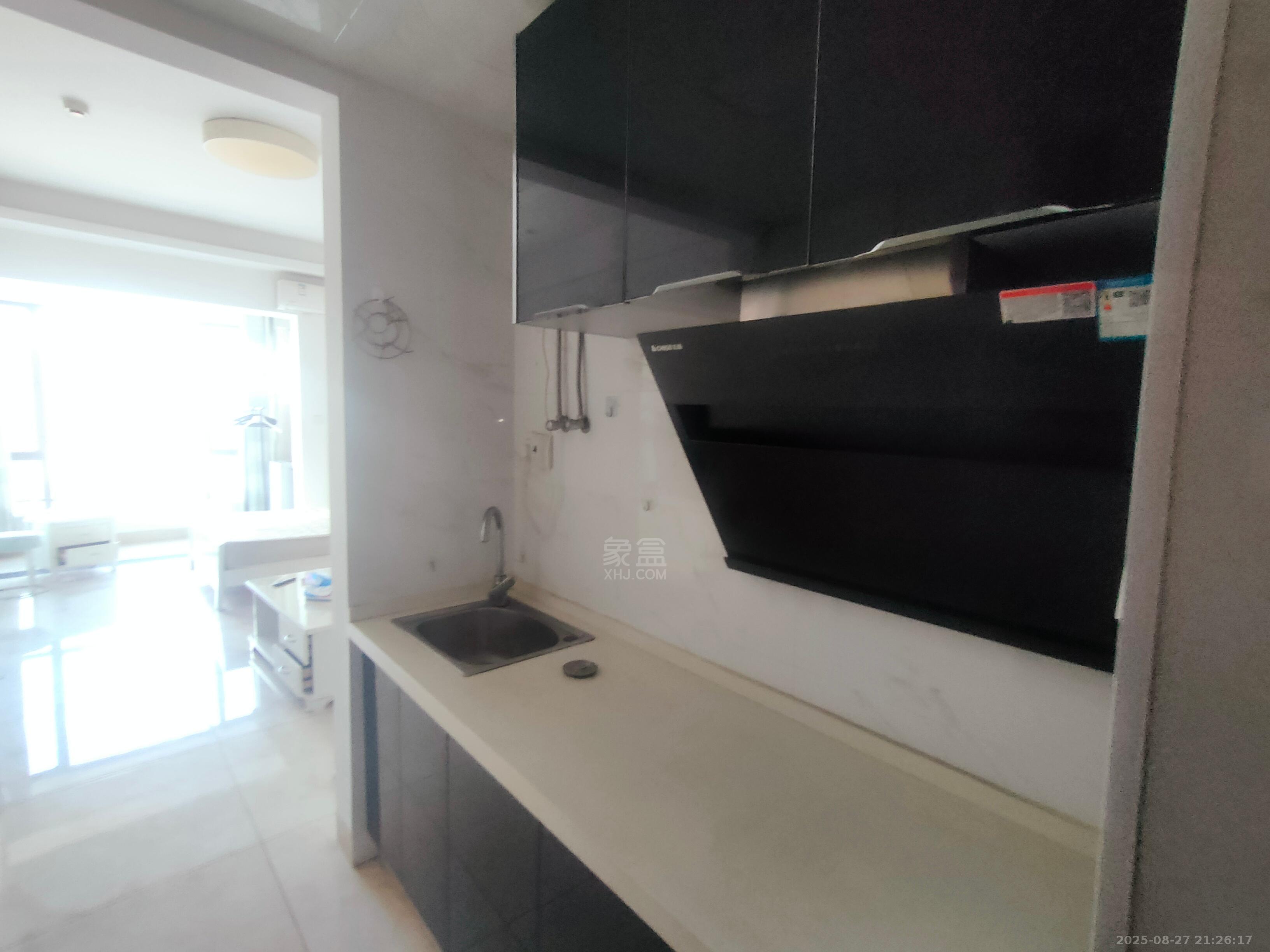 中泰财富湘江  1室1厅1卫    1300.0元/月室内图