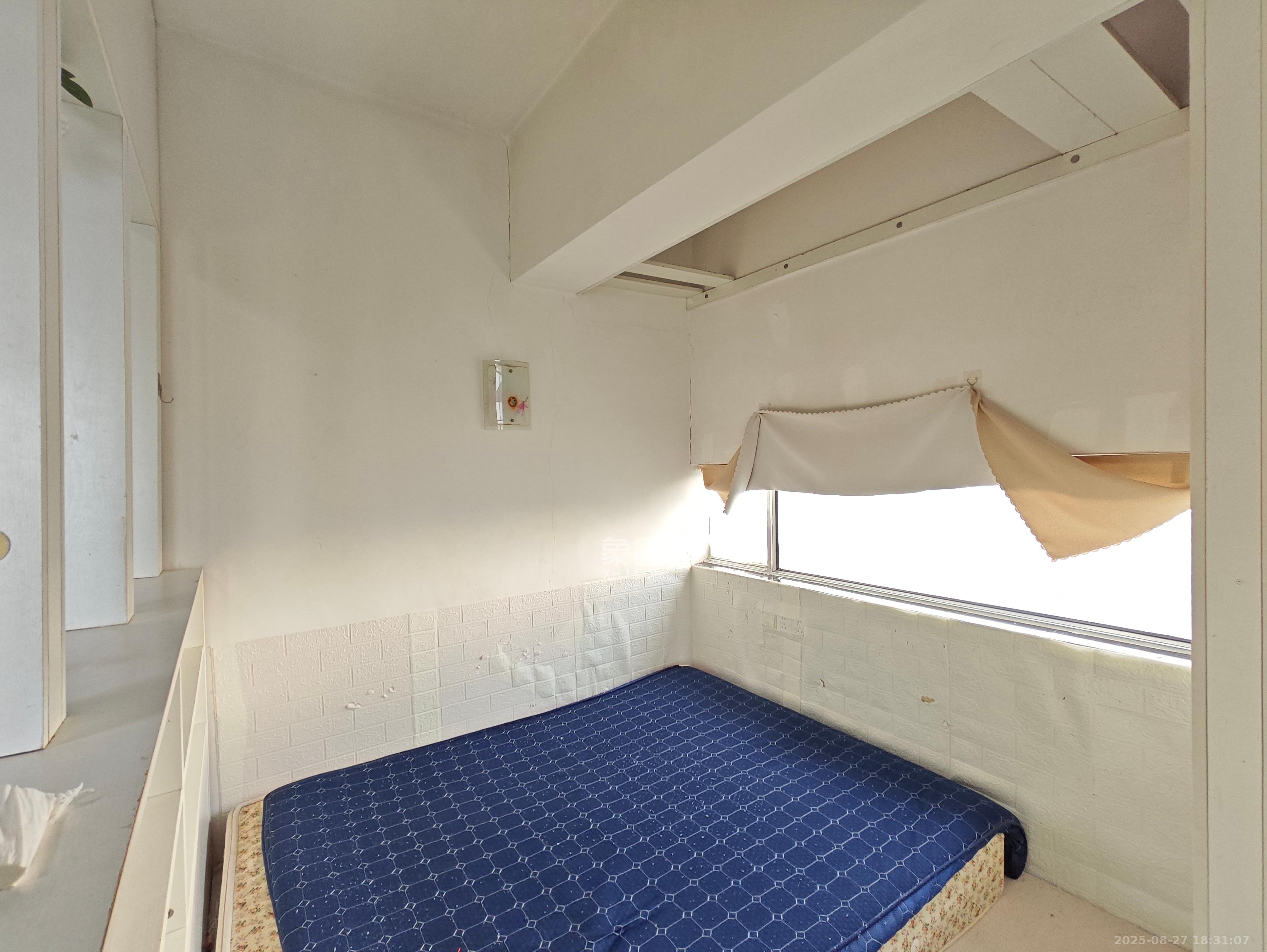 观湖公寓 1室1厅1卫 1600.0元/月 观湖公寓 1室1厅1卫 1600.0元/月室内图