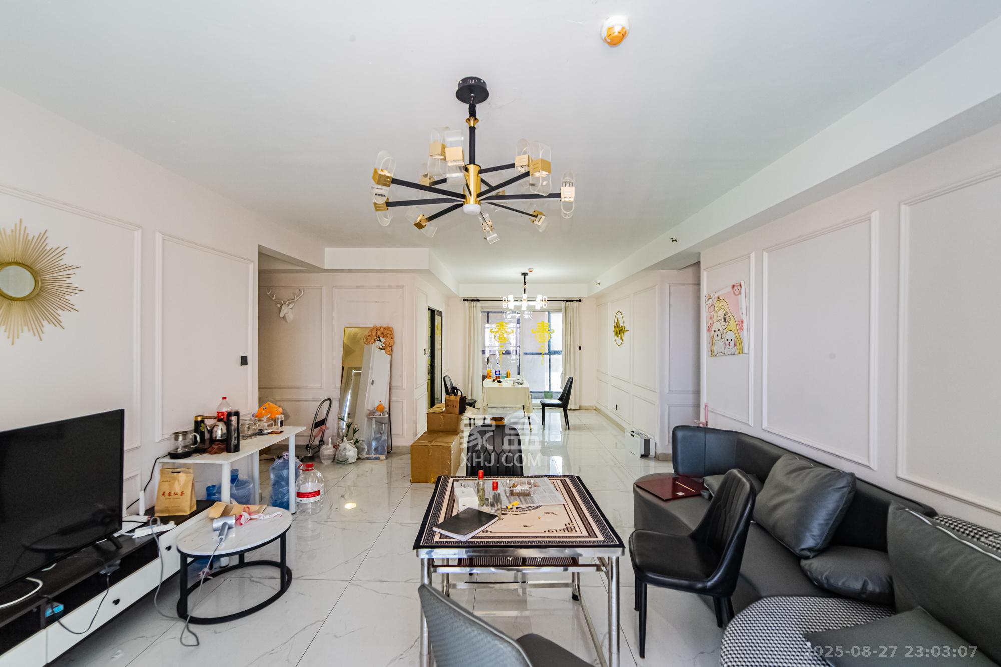 北辰三角洲C3区  5室2厅3卫    257.8万 北辰三角洲C3区  5室2厅3卫    257.8万客厅