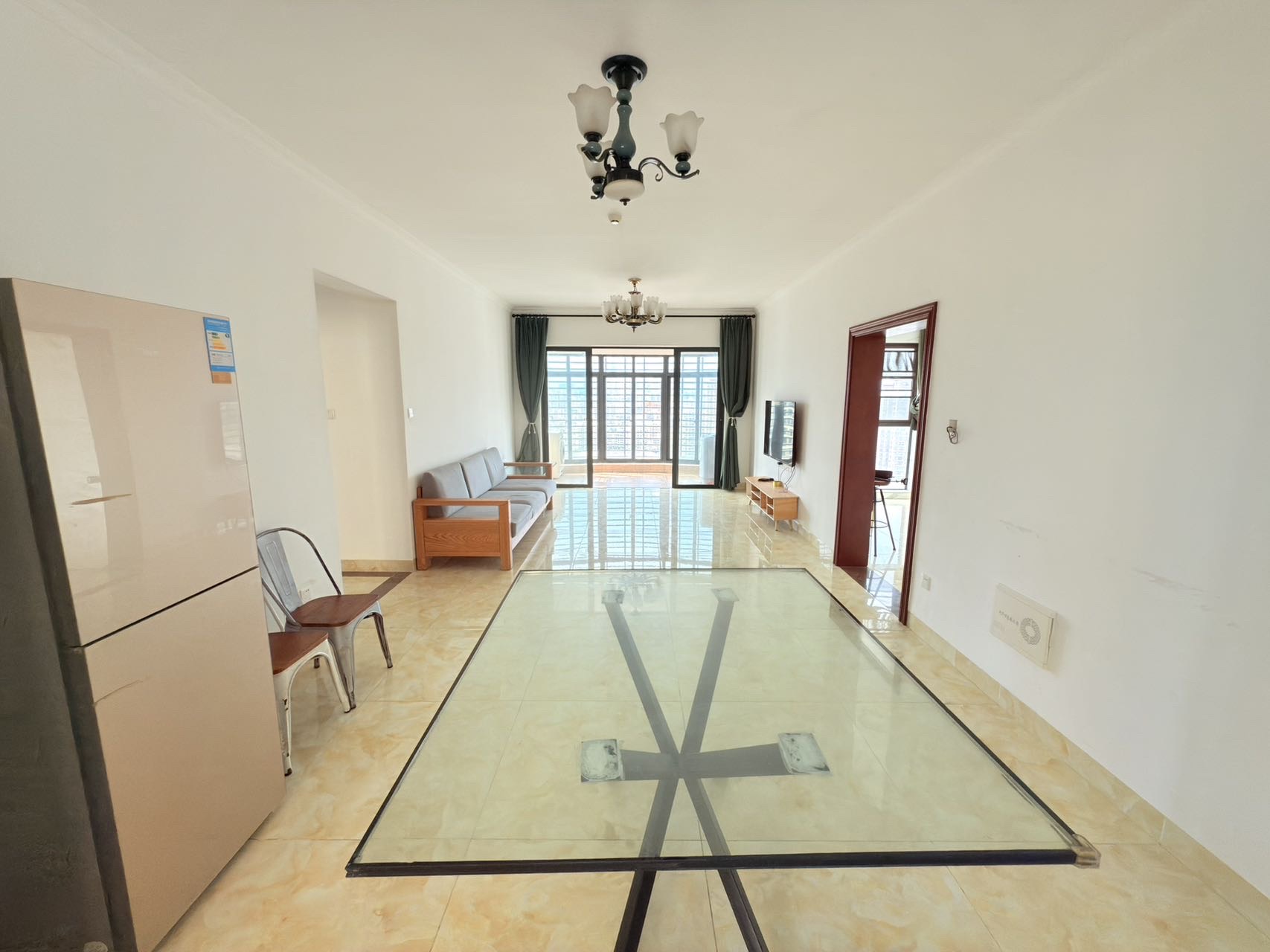 消防总队琼山住宅小区 3室2厅2卫 2800.0元/月 消防总队琼山住宅小区 3室2厅2卫 2800.0元/月室内图