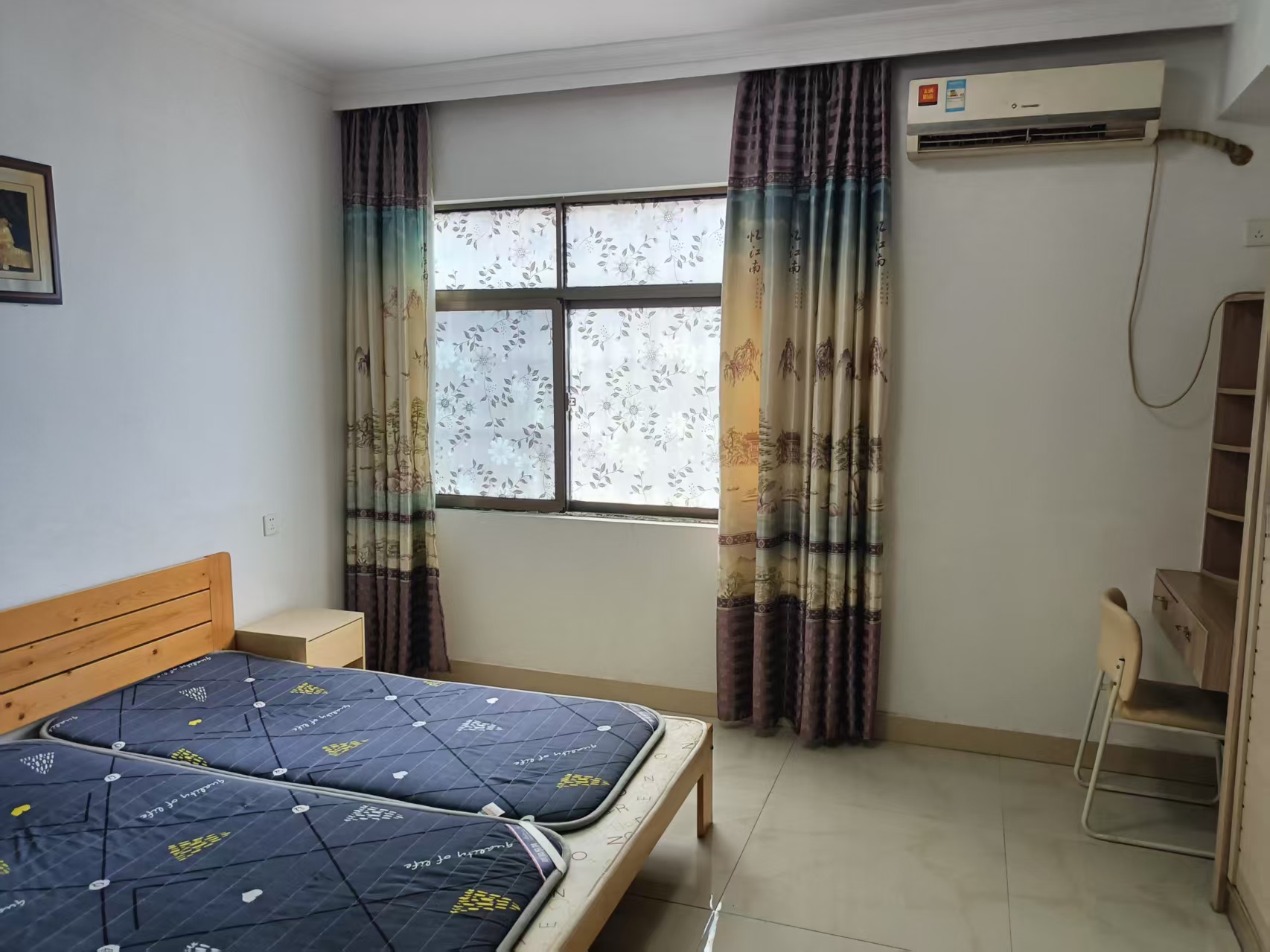 凯翔银座 4室0厅0卫 2600.0元/月 凯翔银座 4室0厅0卫 2600.0元/月室内图