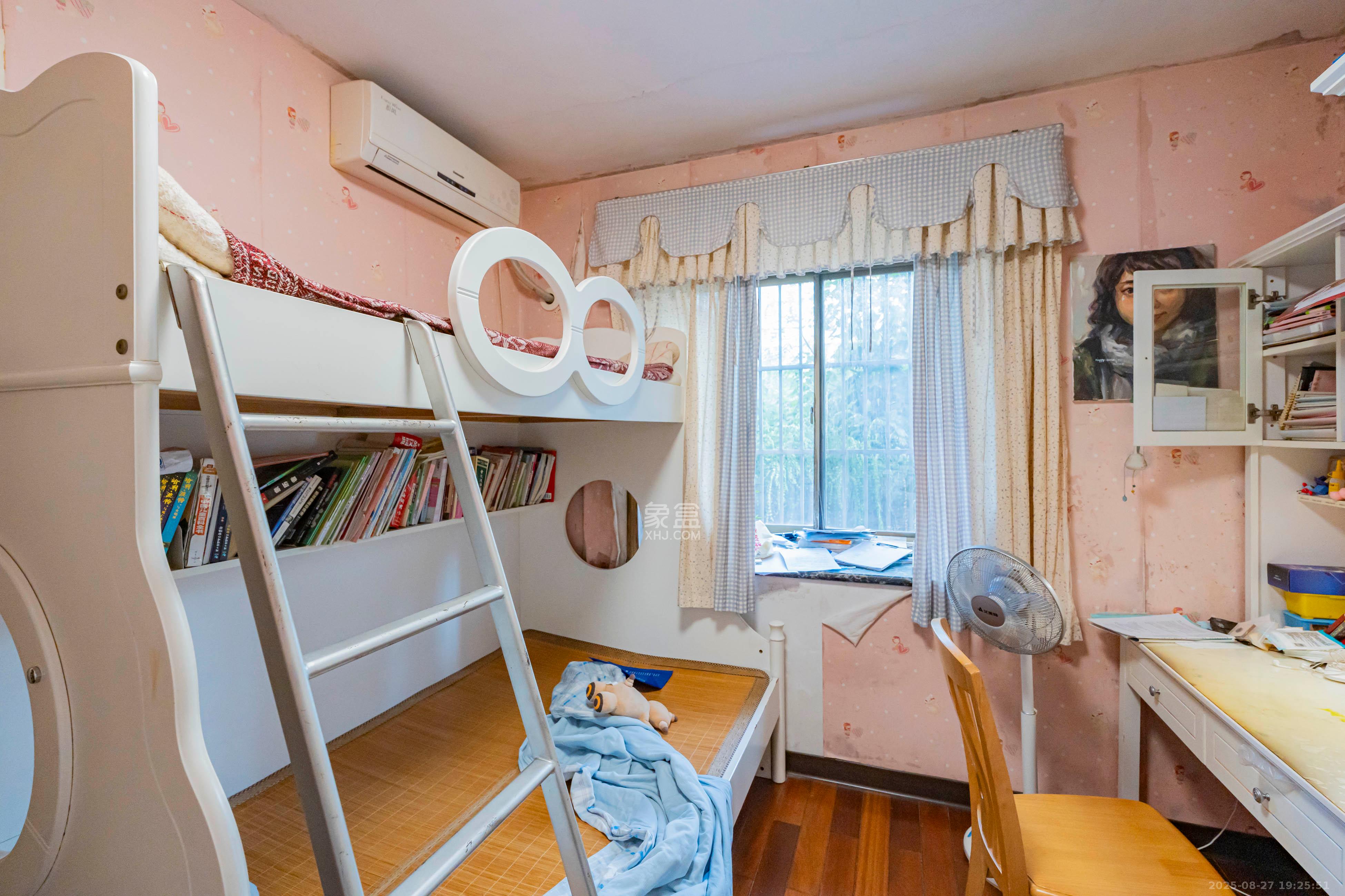 新家园  3室2厅1卫    70.0万 新家园  3室2厅1卫    70.0万卧室