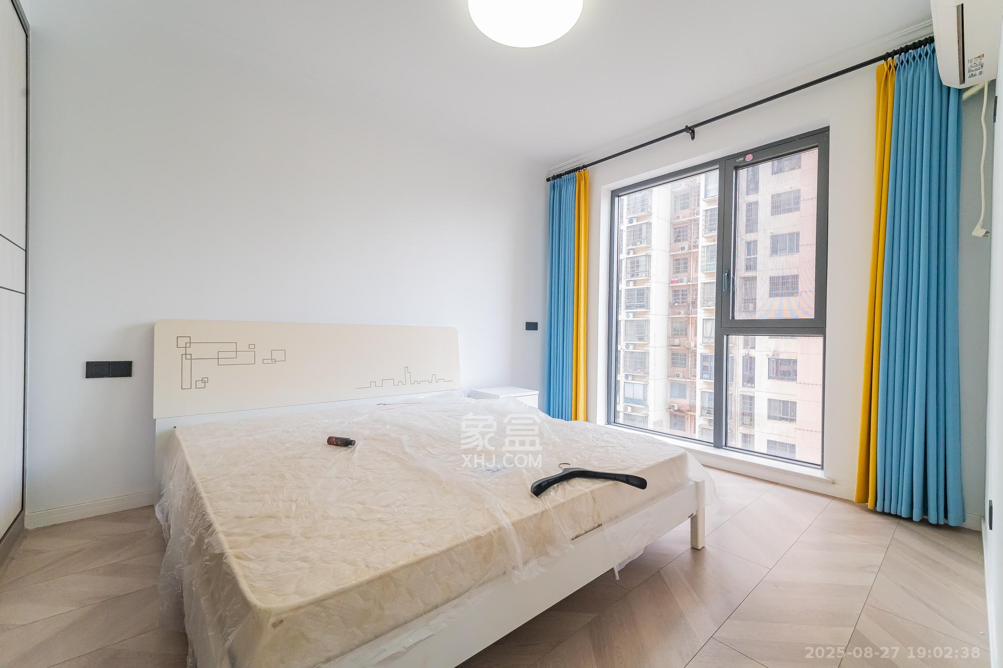 阳光丽景  3室2厅2卫    69.8万 阳光丽景  3室2厅2卫    69.8万卧室