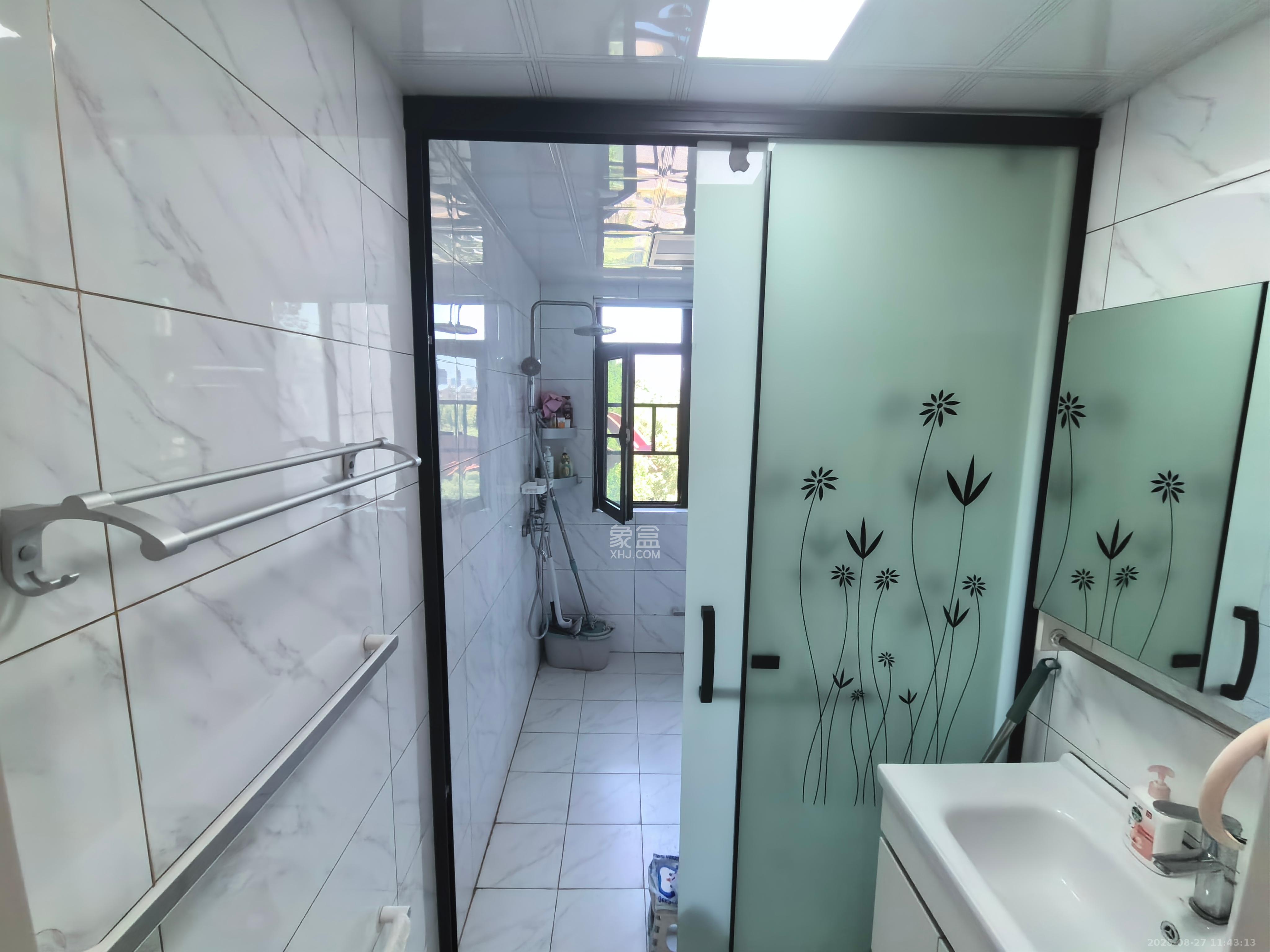 晟通牡丹舸  3室2厅2卫    5500.0元/月 晟通牡丹舸  3室2厅2卫    5500.0元/月室内图