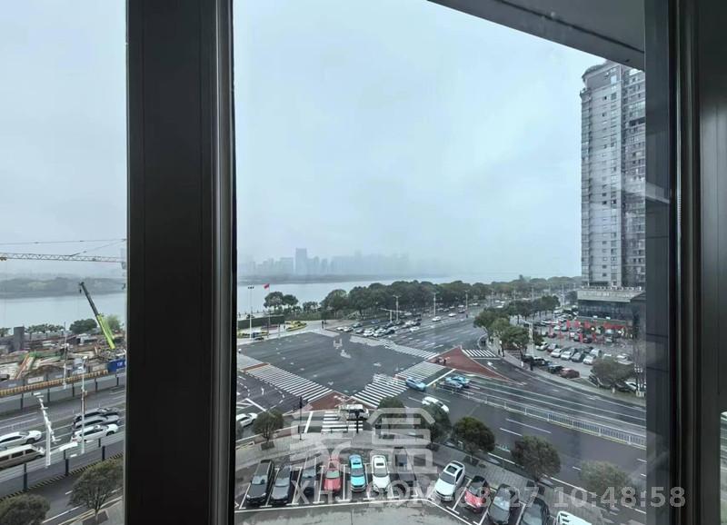 潮宗御苑 4室2厅2卫 6000.0元/月 潮宗御苑 4室2厅2卫 6000.0元/月室内图