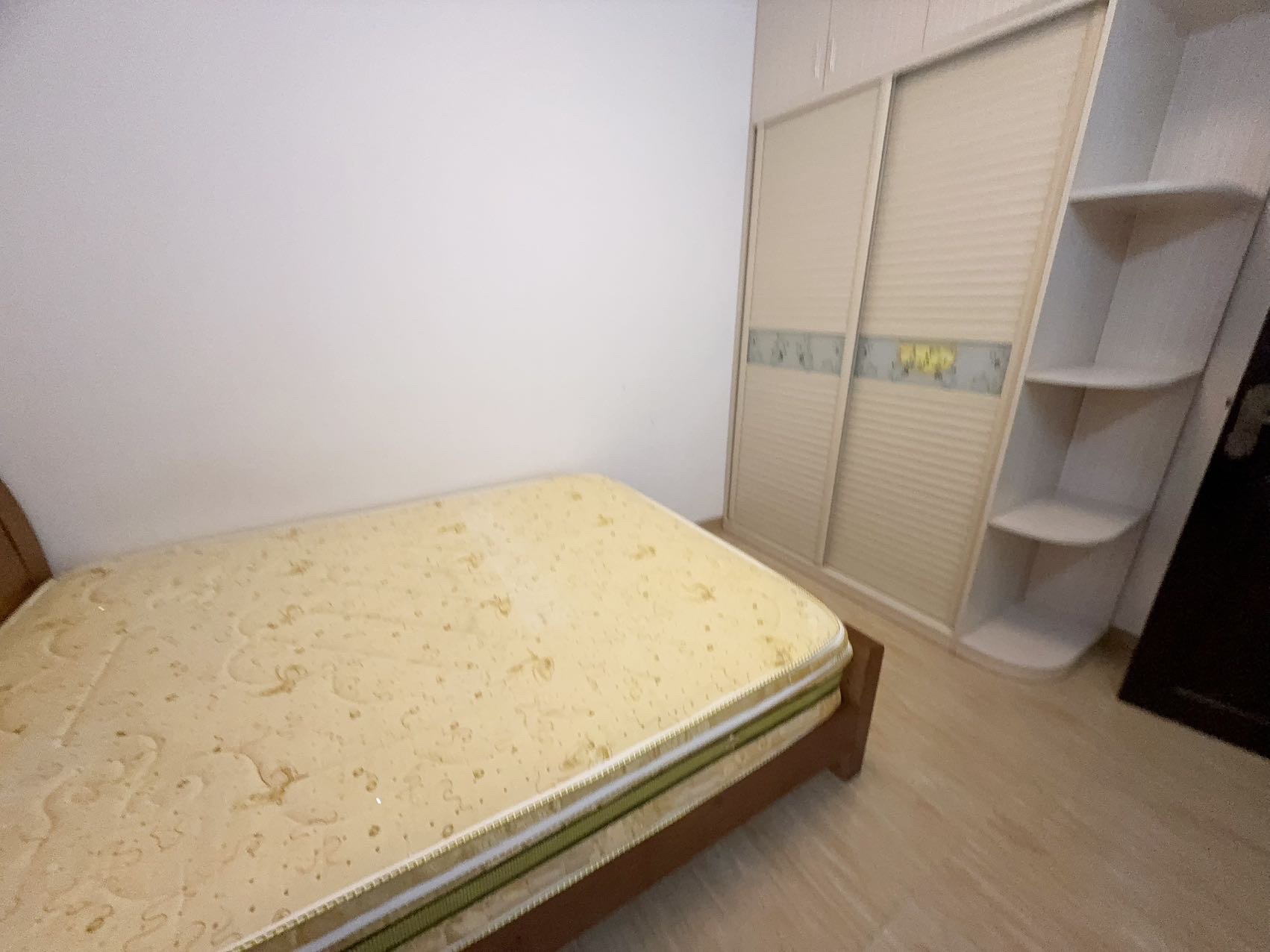 枫林雅郡  2室2厅1卫   2600.00元/月室内图