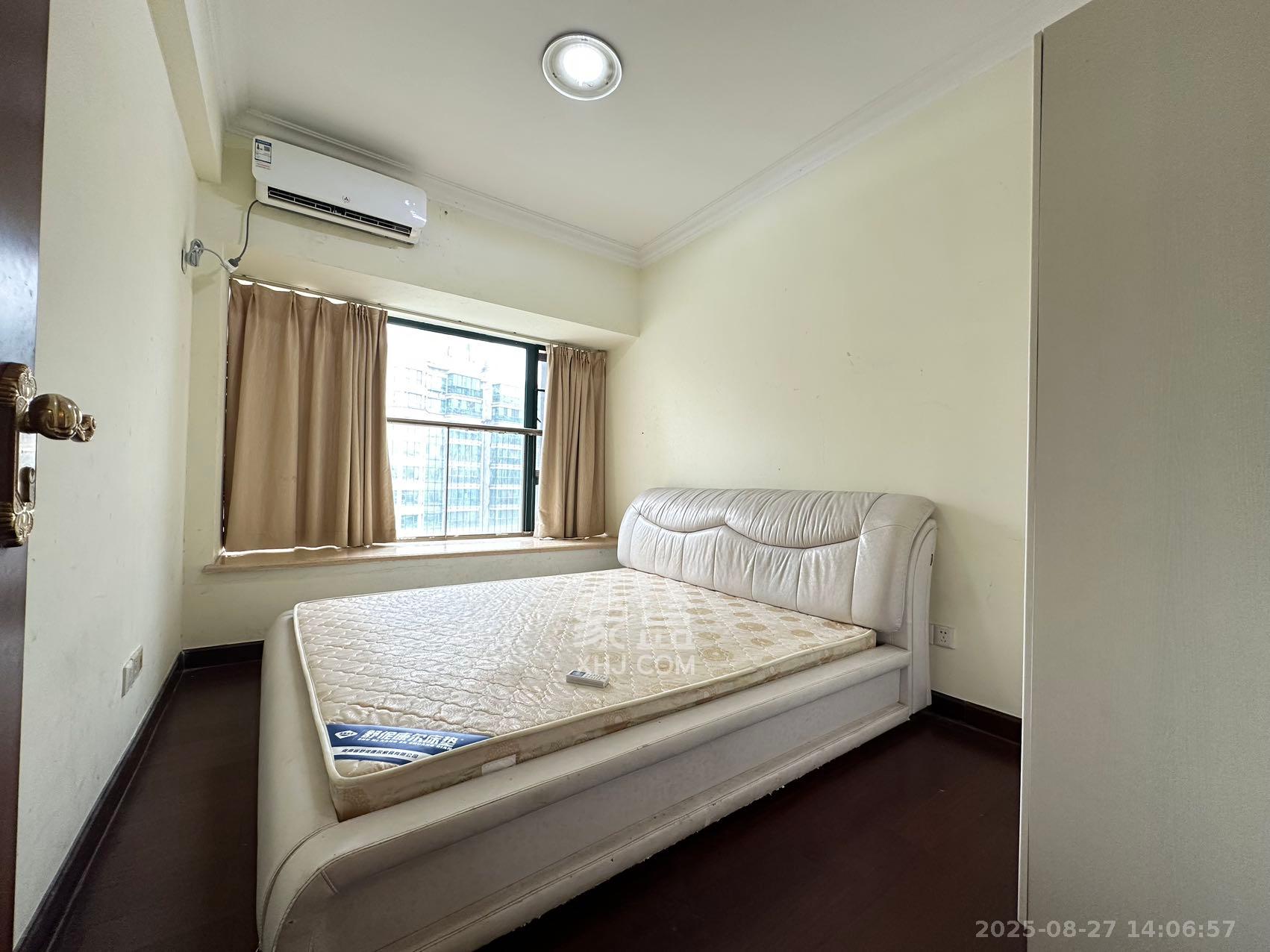 恒大城 1室2厅2卫 2600.0元/月 恒大城 1室2厅2卫 2600.0元/月室内图