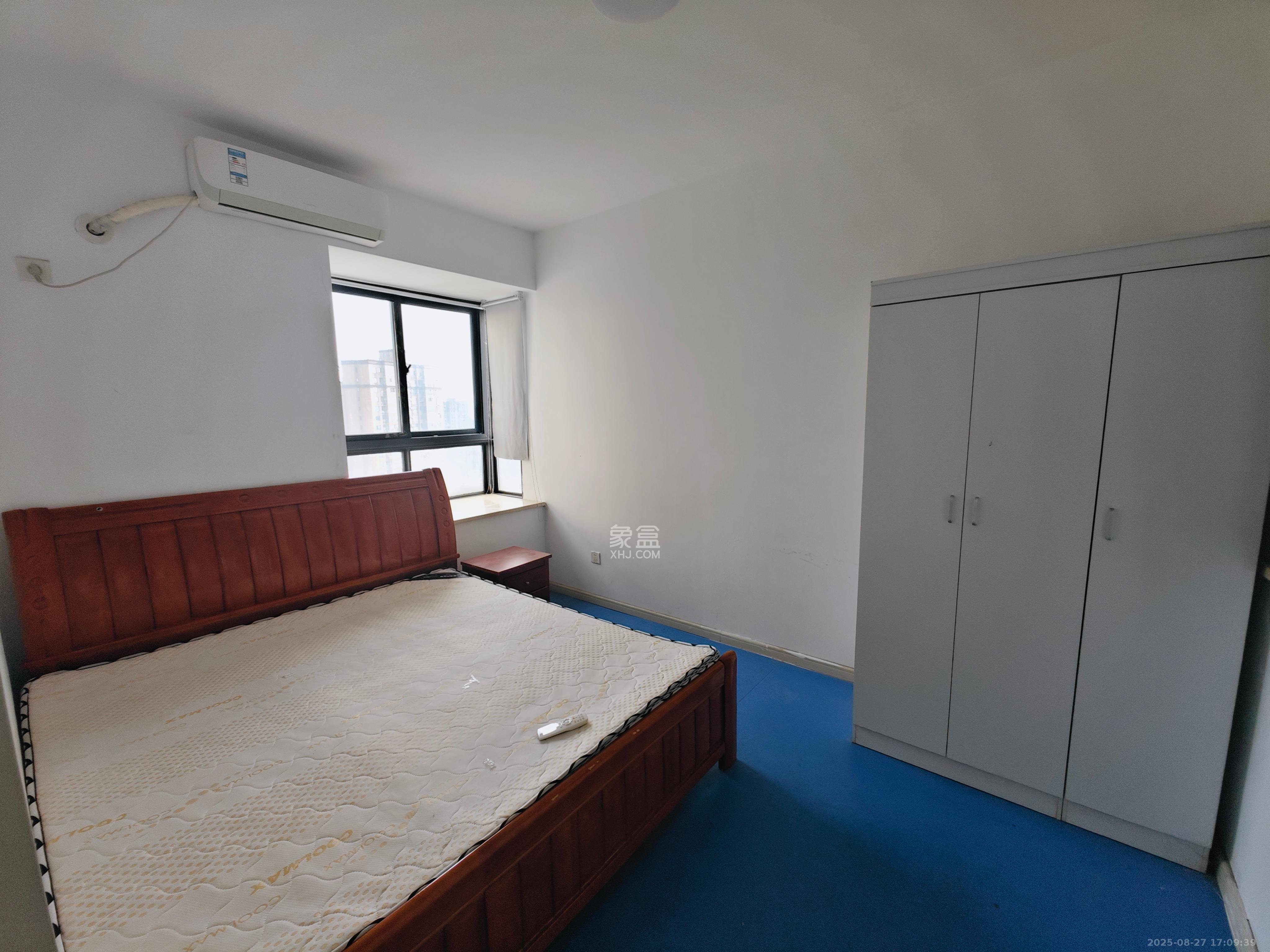 高鑫麓城  3室2厅1卫    2200.0元/月 高鑫麓城  3室2厅1卫    2200.0元/月室内图