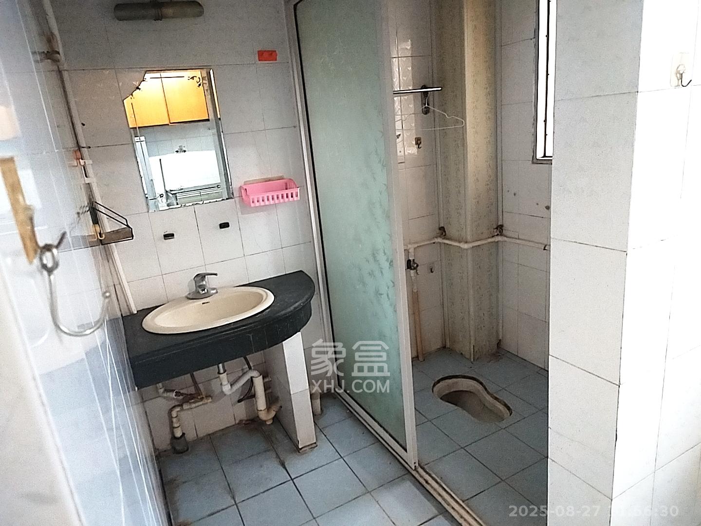 动力南苑 2室2厅1卫 1600.0元/月 动力南苑 2室2厅1卫 1600.0元/月室内图