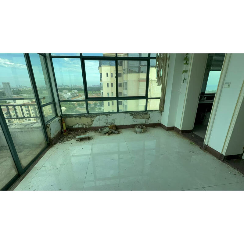 长信海景花园 4室2厅3卫 370.2万 长信海景花园 4室2厅3卫 370.2万室内图