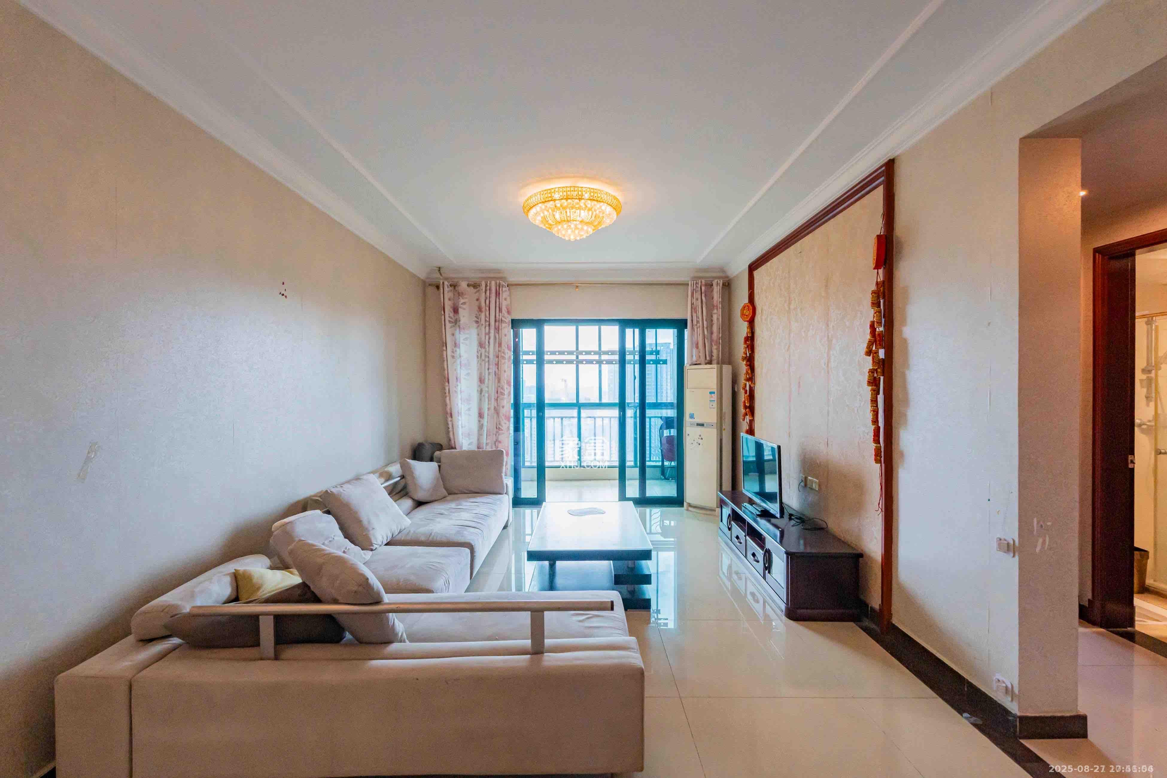 恒大雅苑 3室2厅2卫 2600.0元/月 恒大雅苑 3室2厅2卫 2600.0元/月室内图