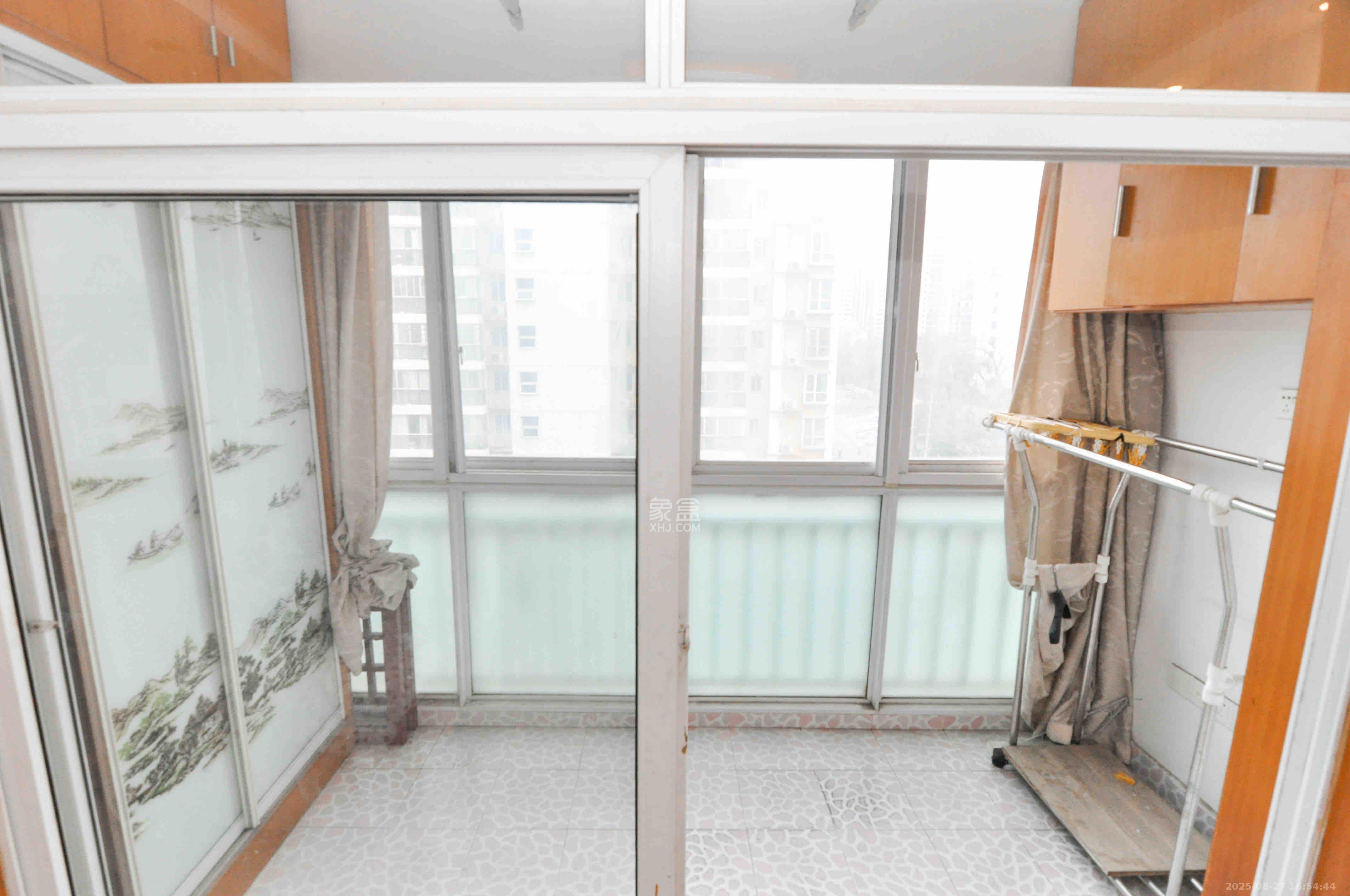 嘉逸名庭  2室2厅1卫   2500.00元/月室内图
