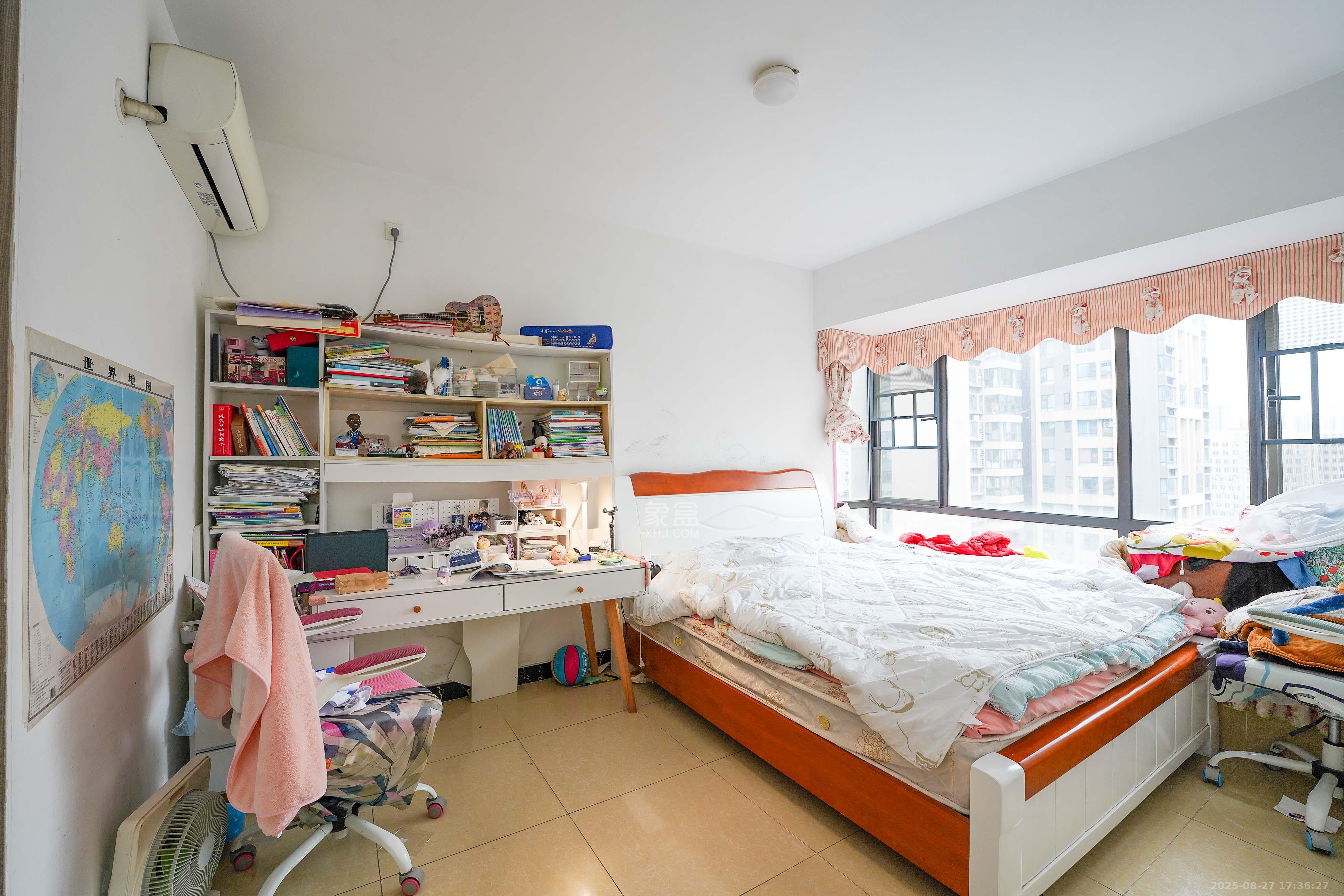 汇金城/嘉华城(二期、三期) 3室2厅2卫 2700.0元/月 汇金城/嘉华城(二期、三期) 3室2厅2卫 2700.0元/月室内图