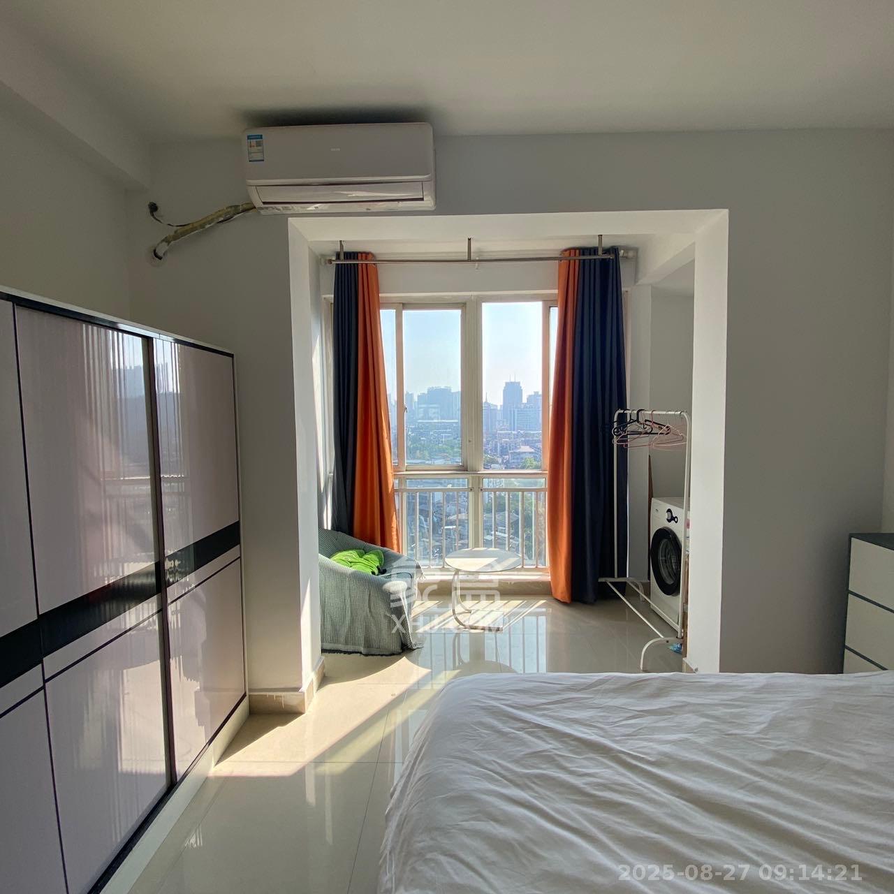 天心华庭 1室1厅1卫 1950.0元/月 天心华庭 1室1厅1卫 1950.0元/月室内图