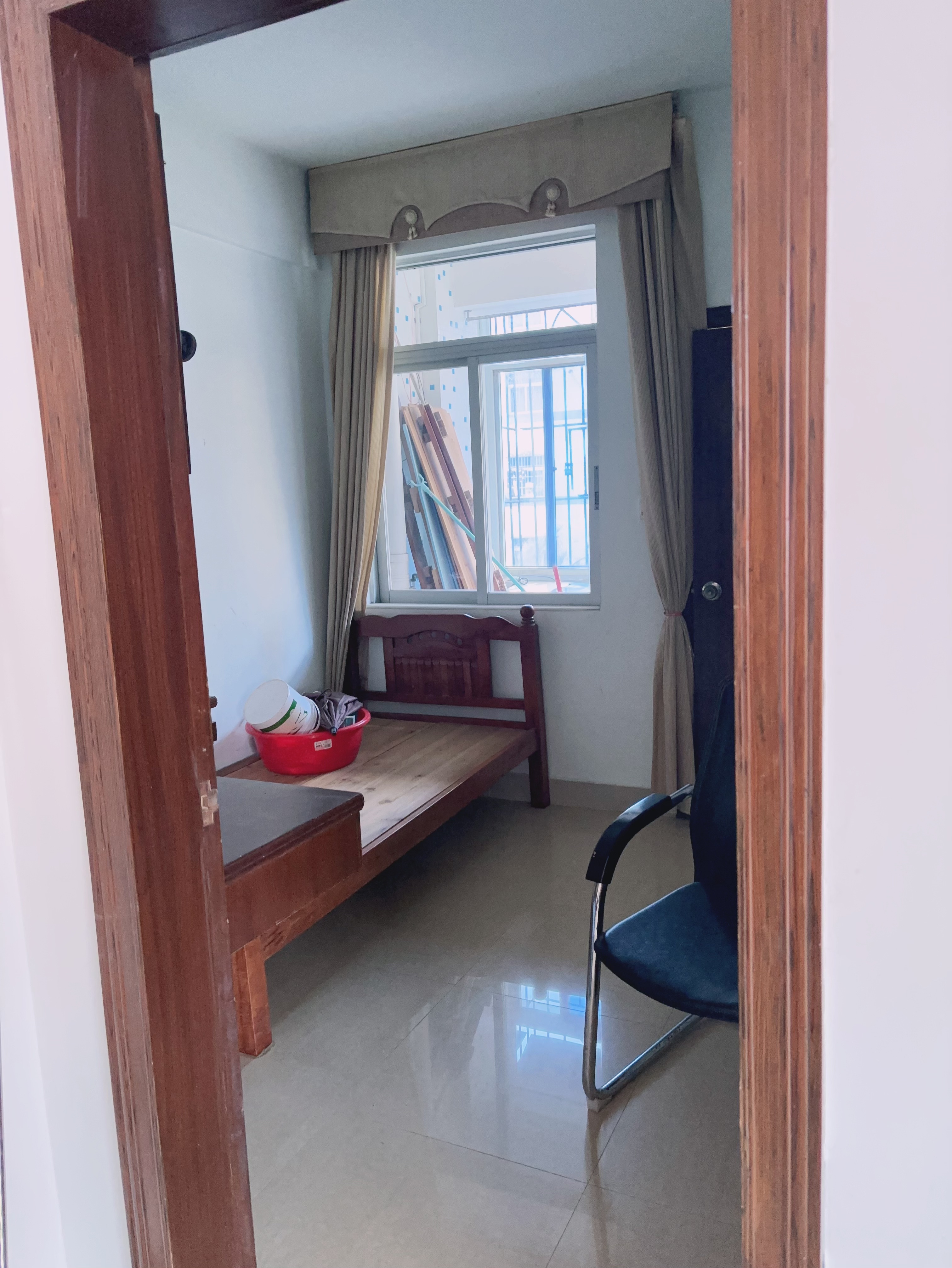 金鹿花园二期 3室1厅1卫 1600.0元/月 金鹿花园二期 3室1厅1卫 1600.0元/月室内图