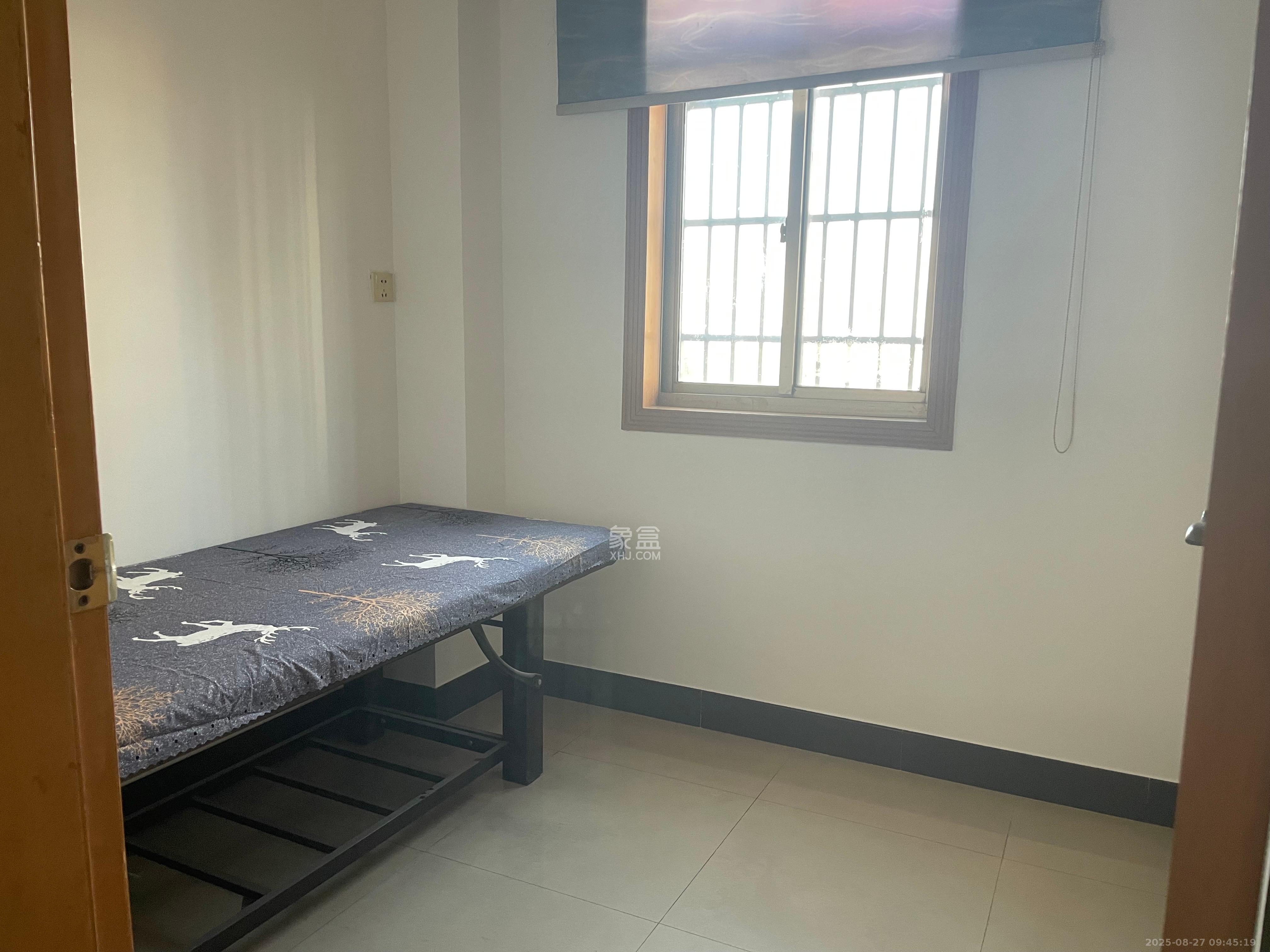 宏轩花苑 3室2厅1卫 2600.0元/月 宏轩花苑 3室2厅1卫 2600.0元/月室内图