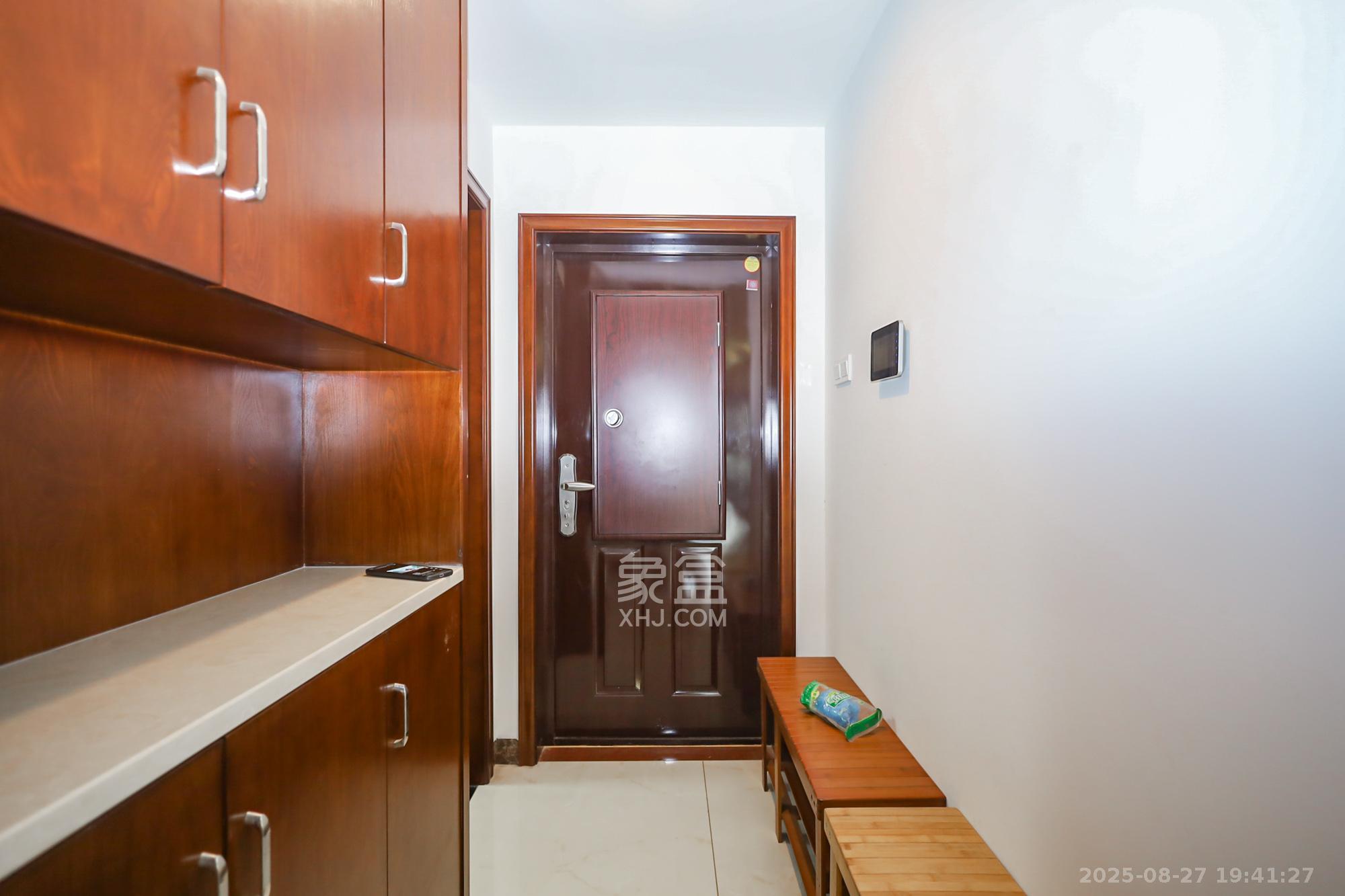 保利西海岸B区  3室2厅1卫    125.0万其他