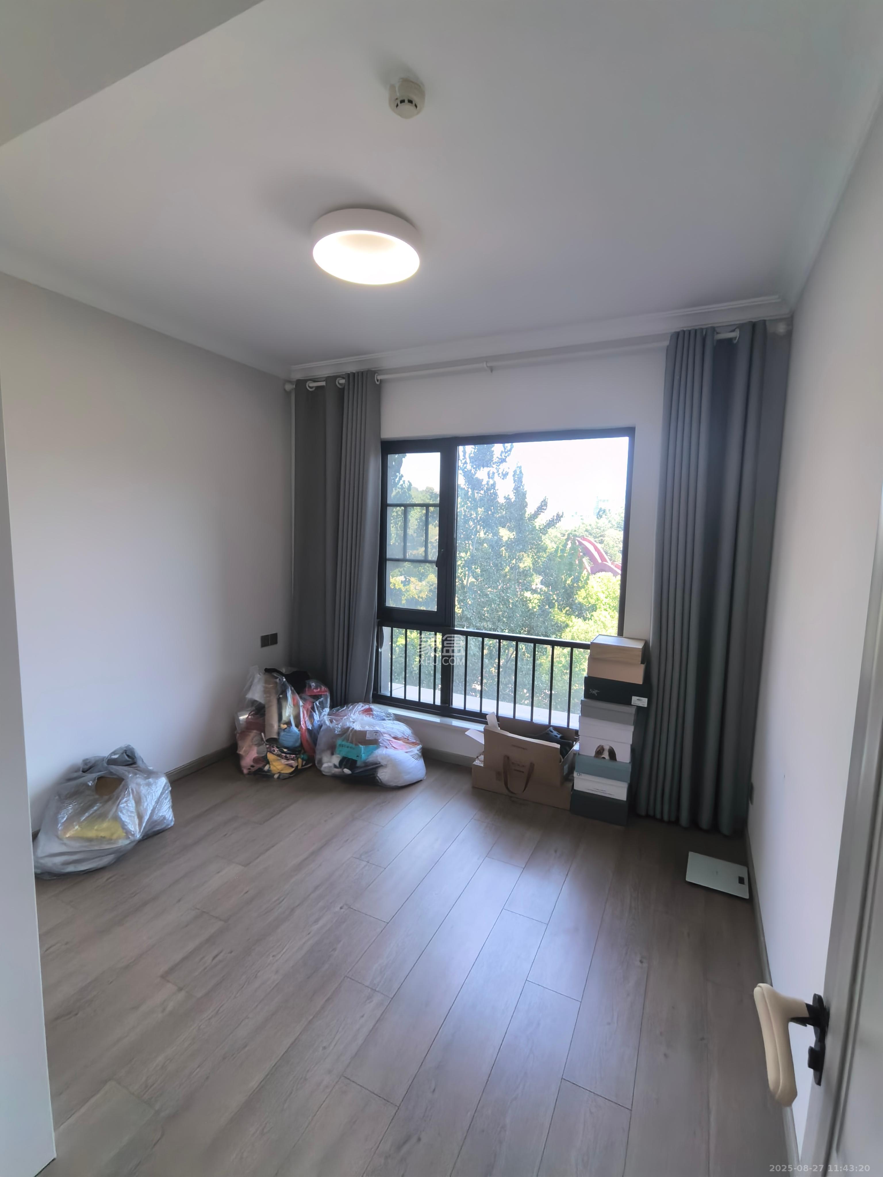 晟通牡丹舸  3室2厅2卫    5500.0元/月 晟通牡丹舸  3室2厅2卫    5500.0元/月室内图