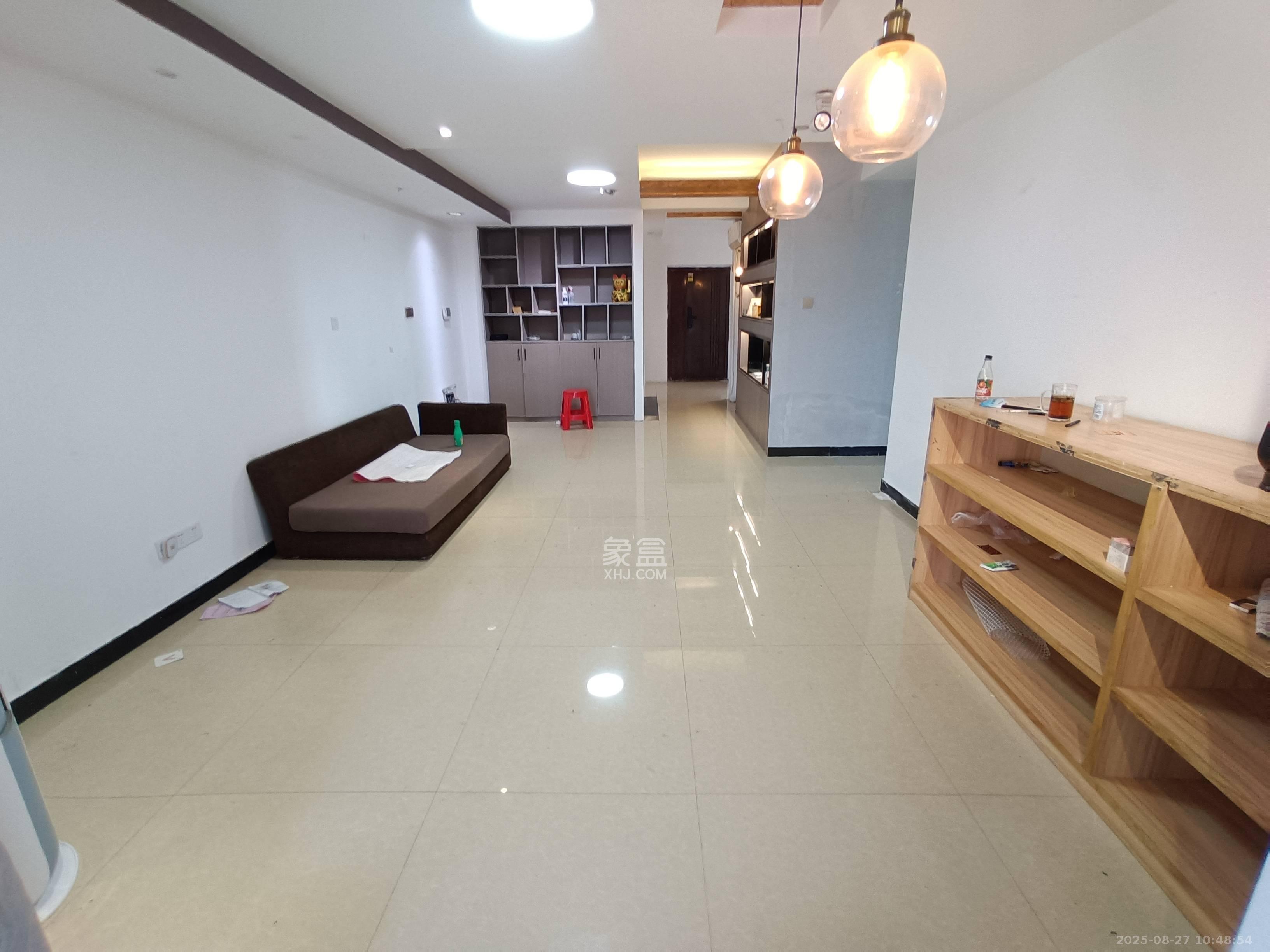 融圣国际  3室1厅2卫   3600.00元/月
