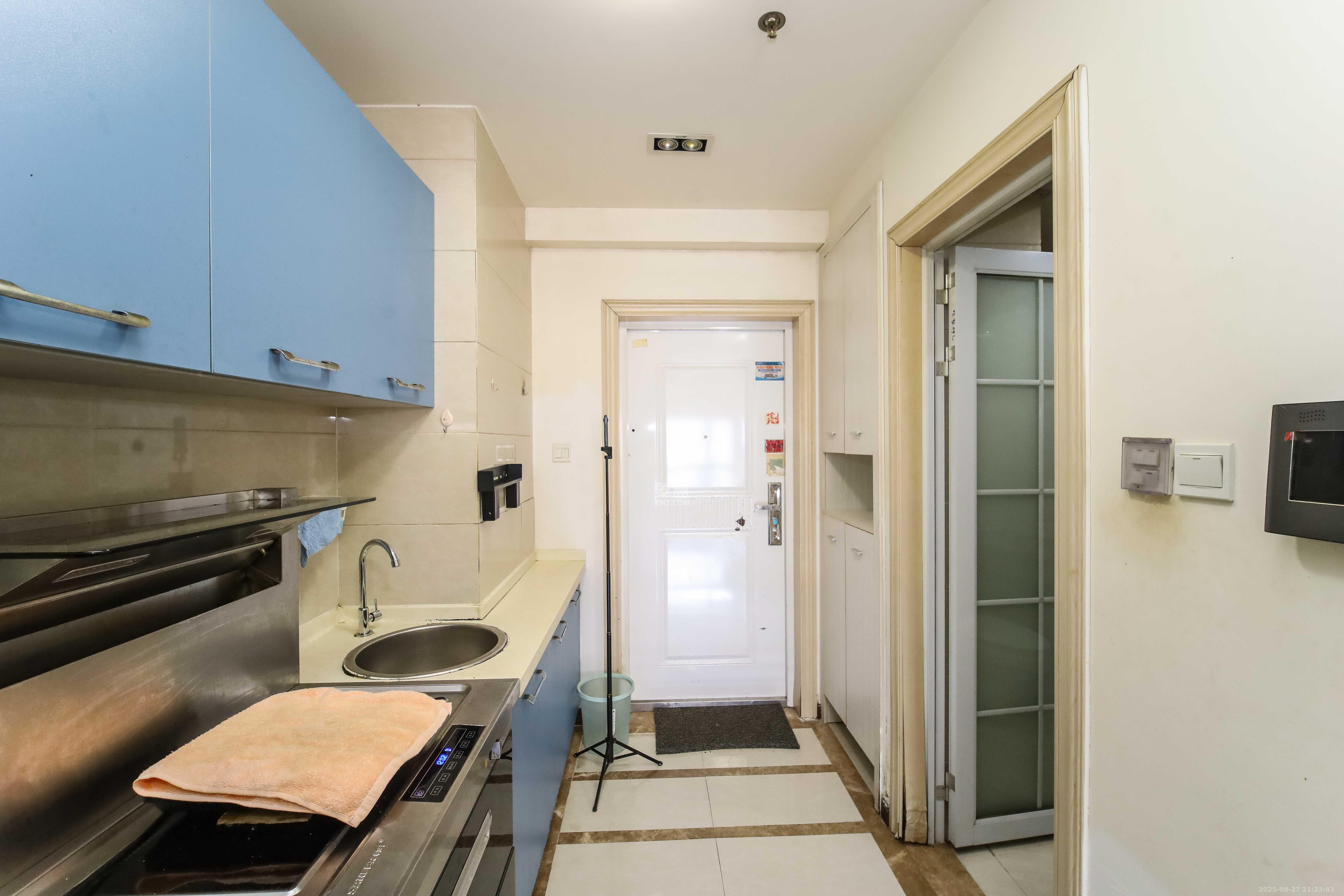 西子一间 1室1厅1卫 33.8万 西子一间 1室1厅1卫 33.8万厨房