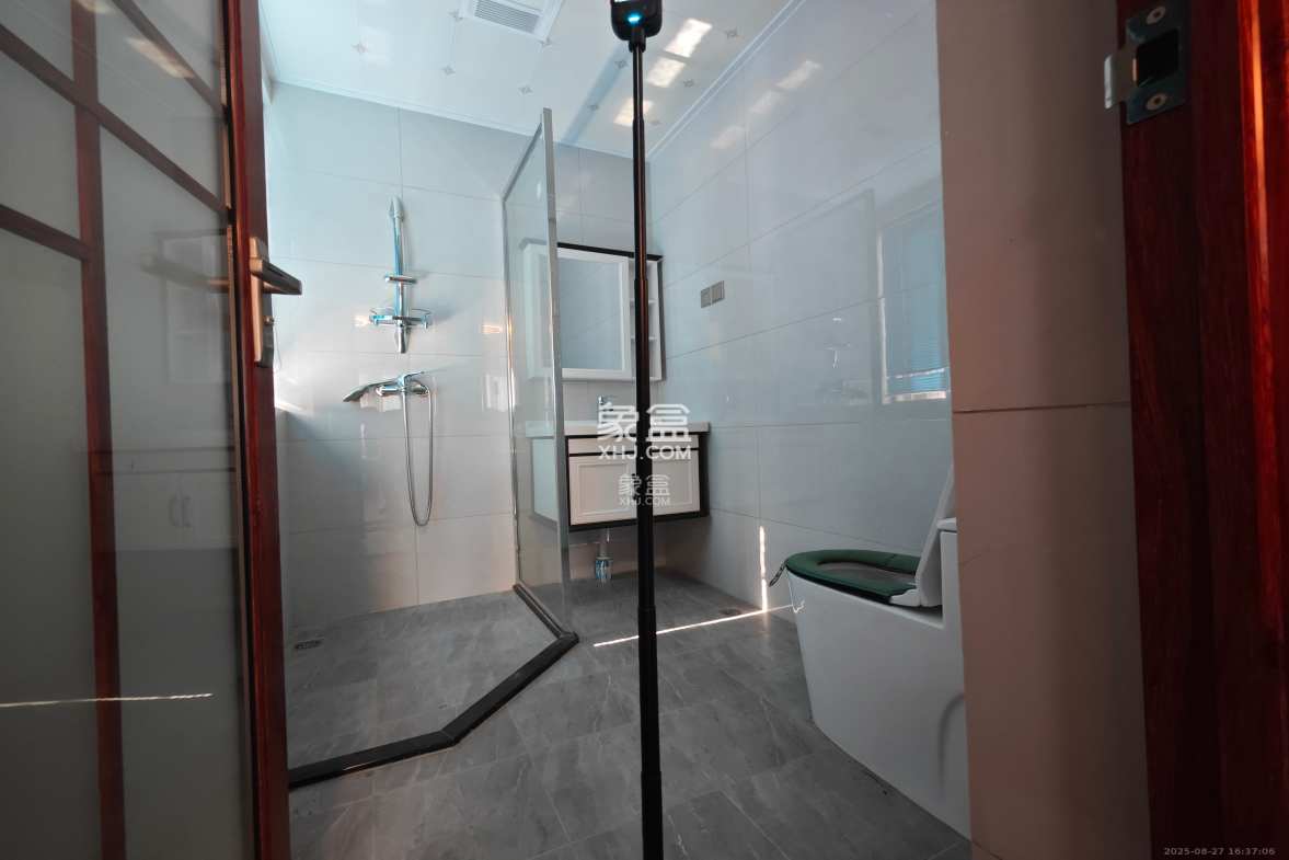 湘水郡(兴旺小爱同学)  3室2厅2卫    3000.0元/月 湘水郡(兴旺小爱同学)  3室2厅2卫    3000.0元/月室内图