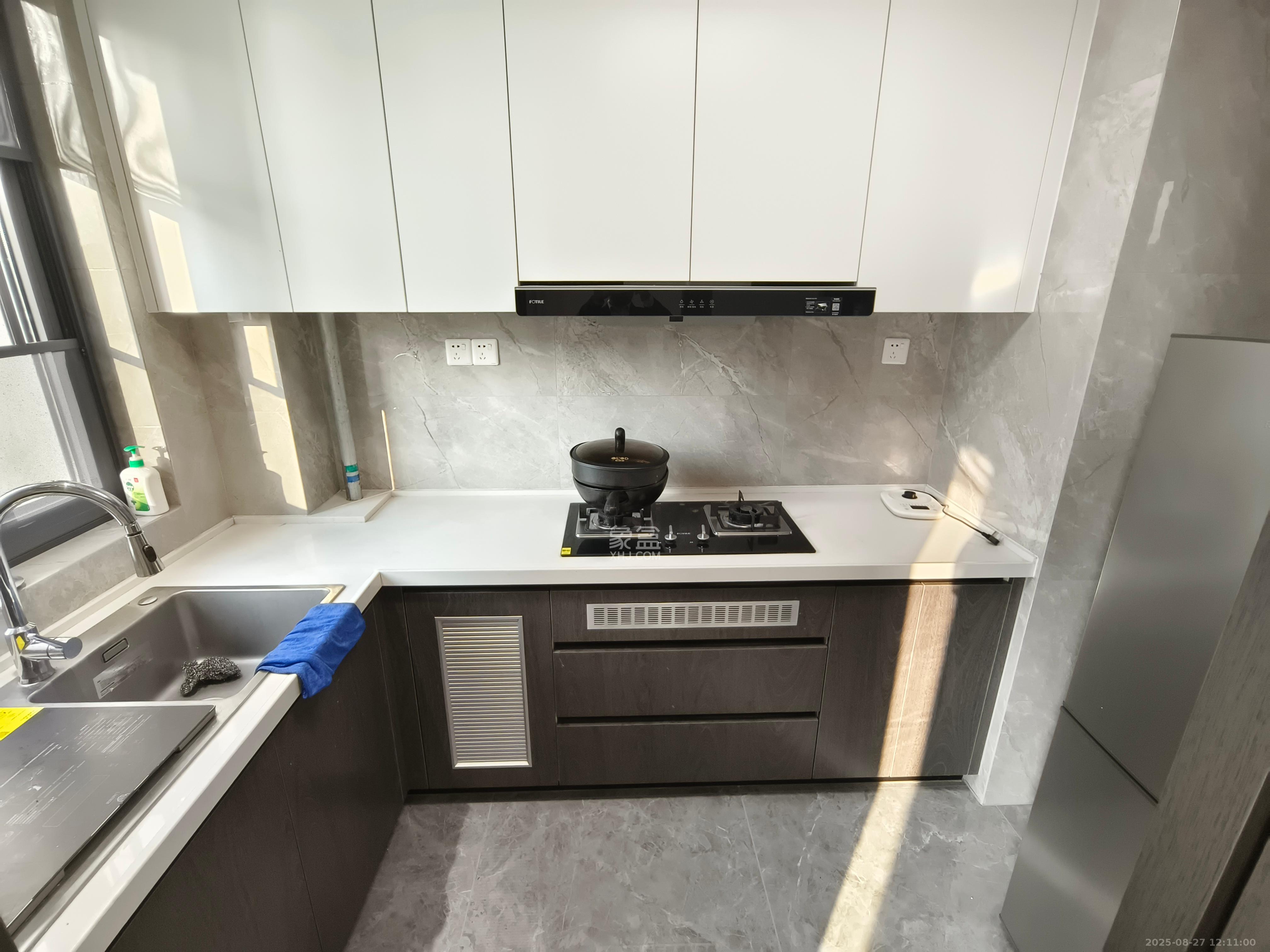 越秀湘江星汇城三期  4室2厅2卫    4200.0元/月 越秀湘江星汇城三期  4室2厅2卫    4200.0元/月室内图