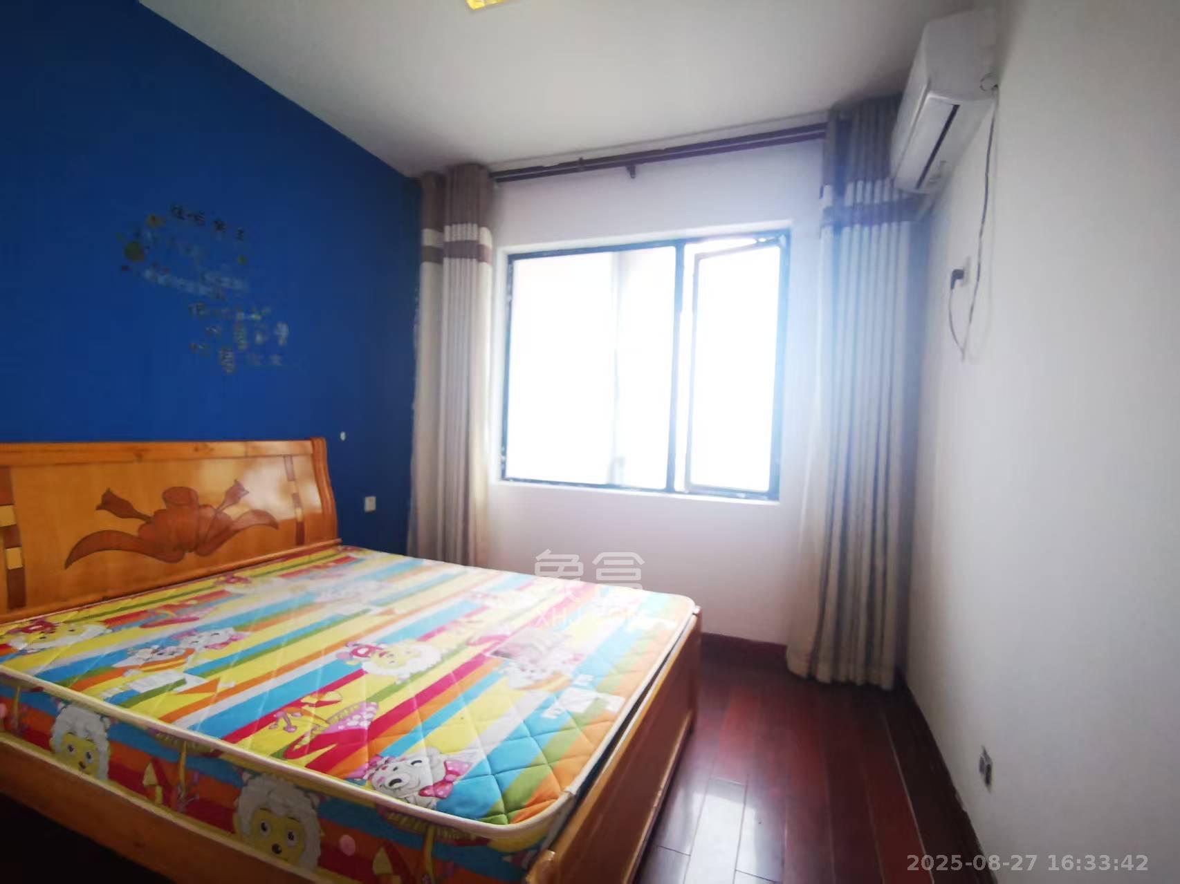 融圣国际  3室1厅2卫    3400.0元/月 融圣国际  3室1厅2卫    3400.0元/月室内图