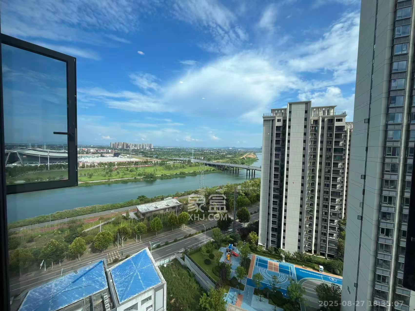 佳兆业城市广场 4室2厅2卫 2800.0元/月 佳兆业城市广场 4室2厅2卫 2800.0元/月室内图