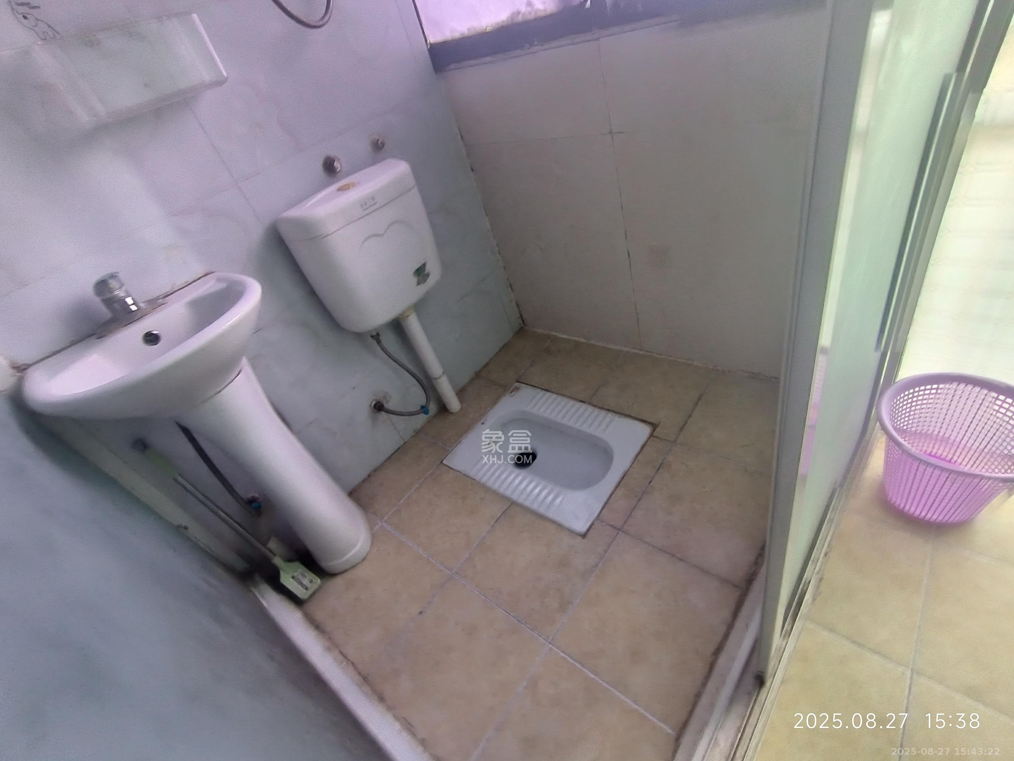 万象新天  1室1厅1卫    1300.0元/月 万象新天  1室1厅1卫    1300.0元/月室内图