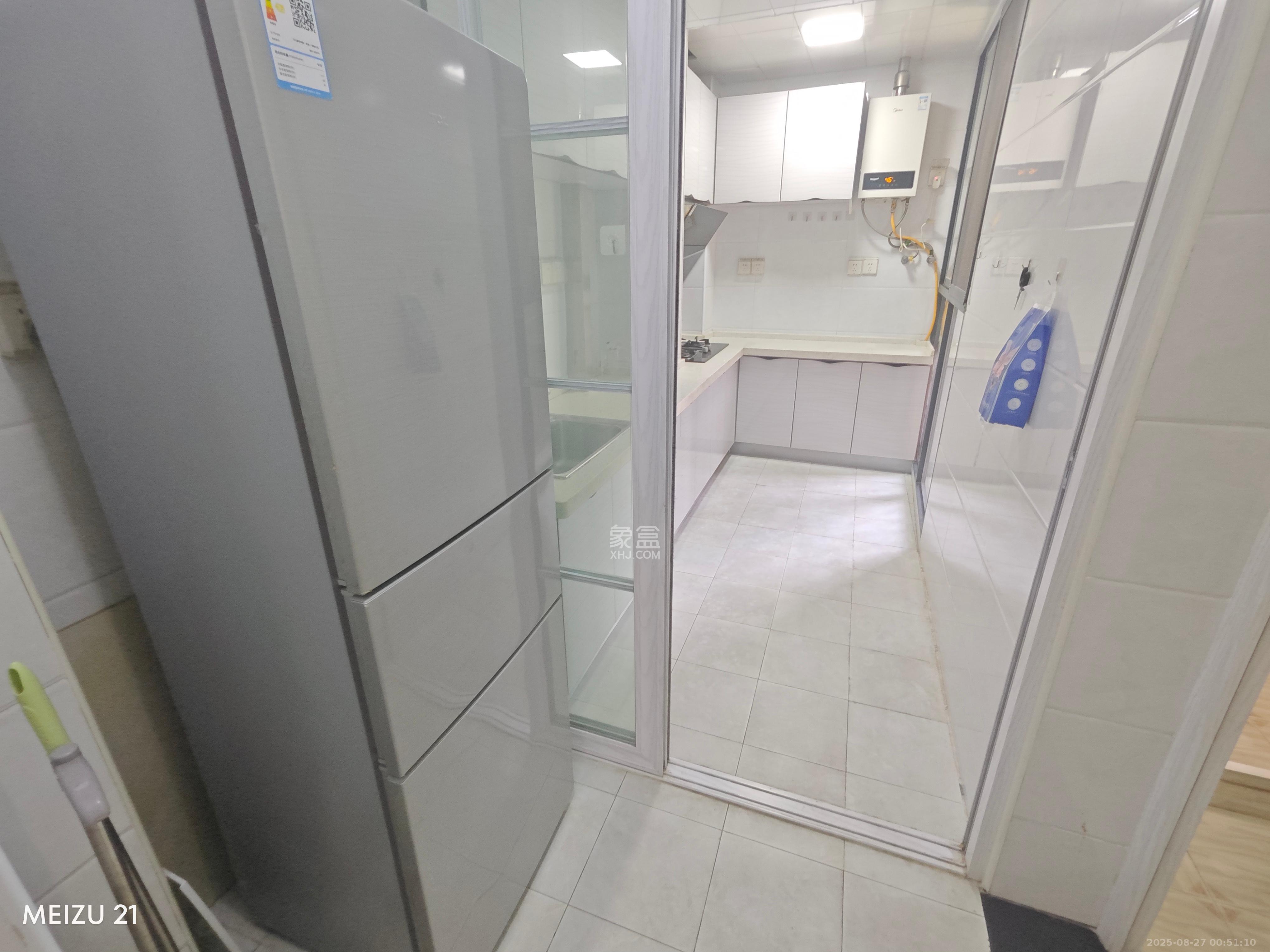 英祥春天  2室2厅1卫    2200.0元/月室内图