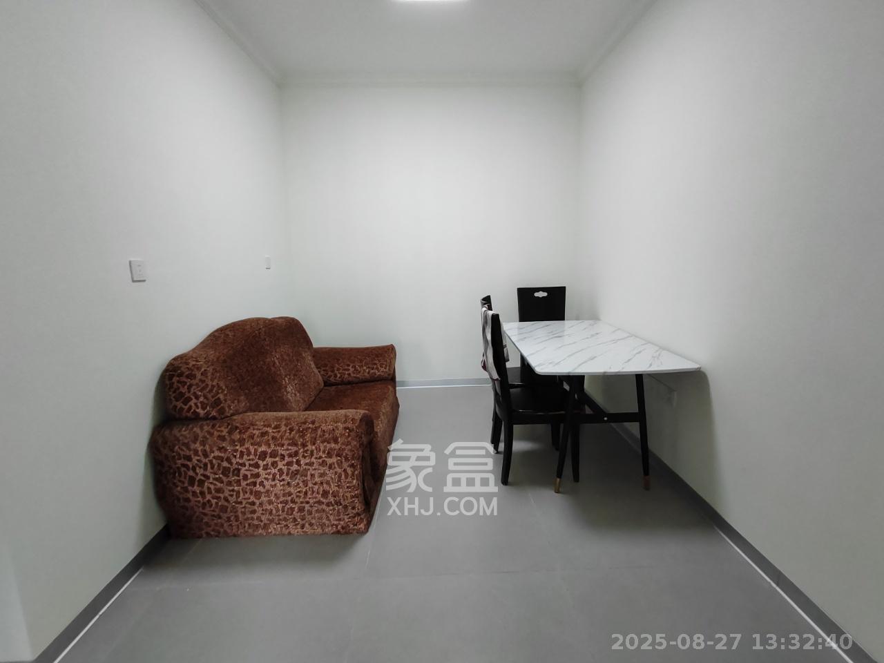 建投象山国际  2室1厅1卫    2200.0元/月