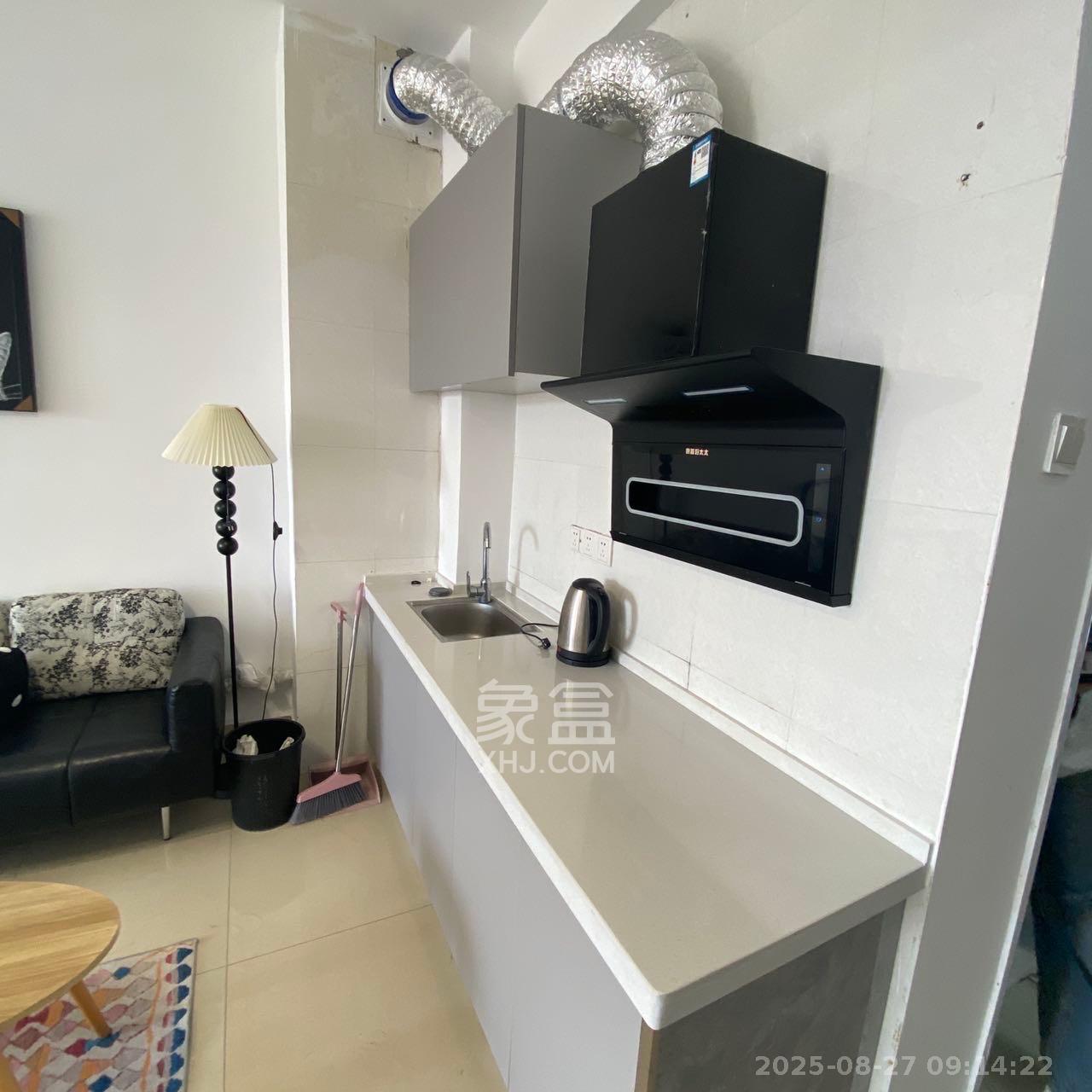 天心华庭 1室1厅1卫 1950.0元/月 天心华庭 1室1厅1卫 1950.0元/月室内图