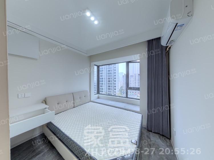 诺德滨江逸园（中铁逸园）  4室2厅2卫   4300.00元/月室内图