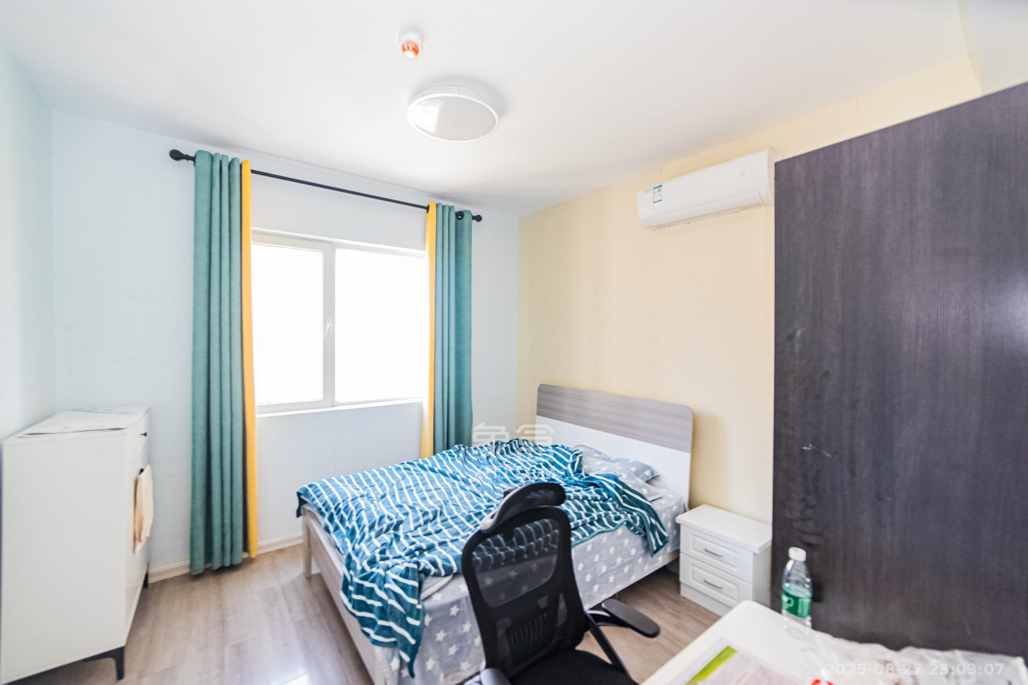 北辰三角洲C3区  5室2厅3卫    257.8万 北辰三角洲C3区  5室2厅3卫    257.8万卧室